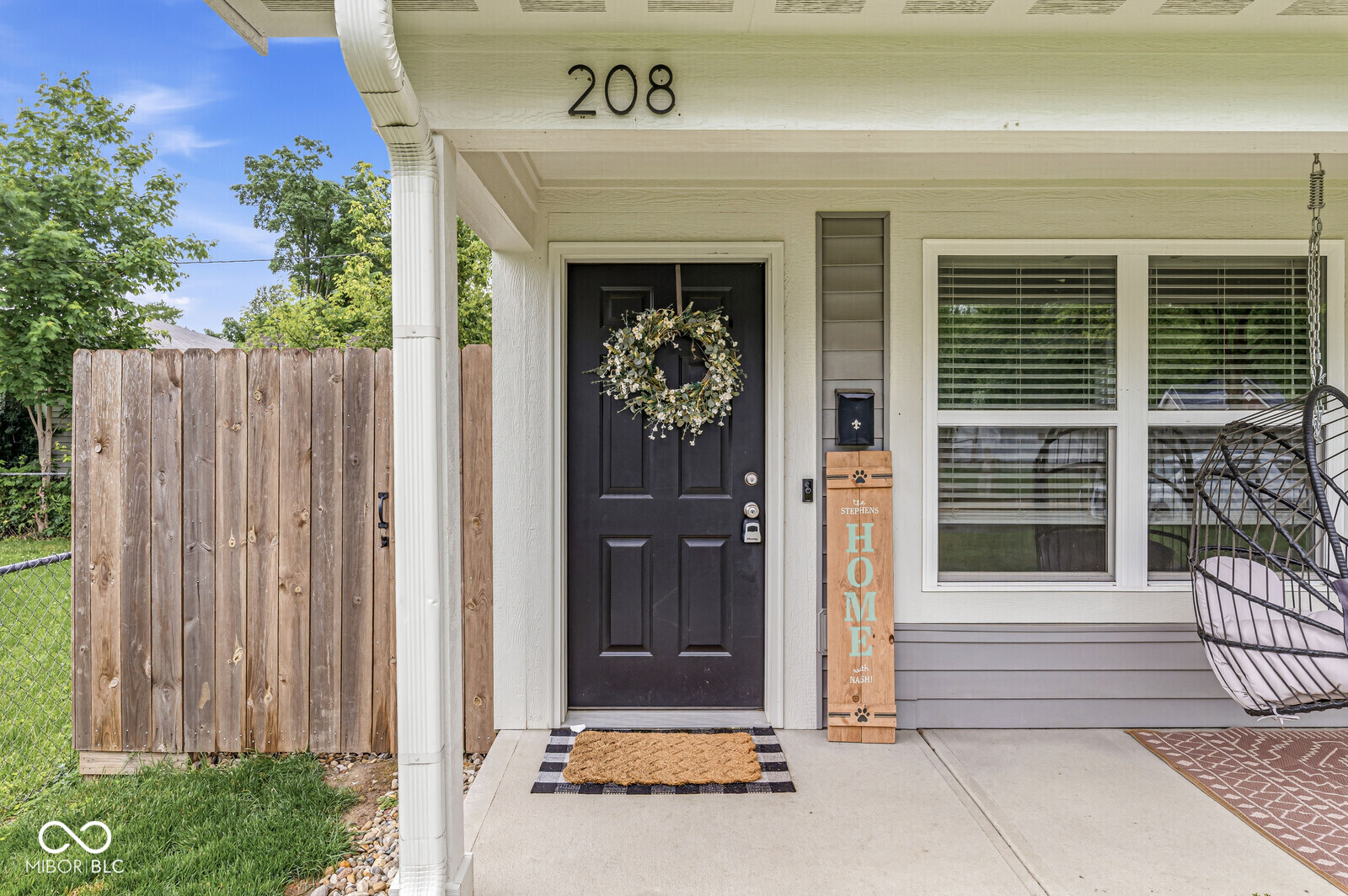 208 E Poplar Street
