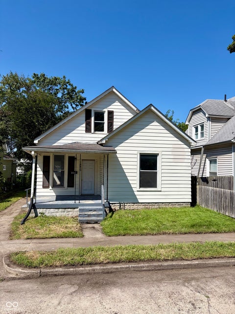 Photo of 1226 S Richland Street, Indianapolis, IN 46221 (MLS # 22123566)