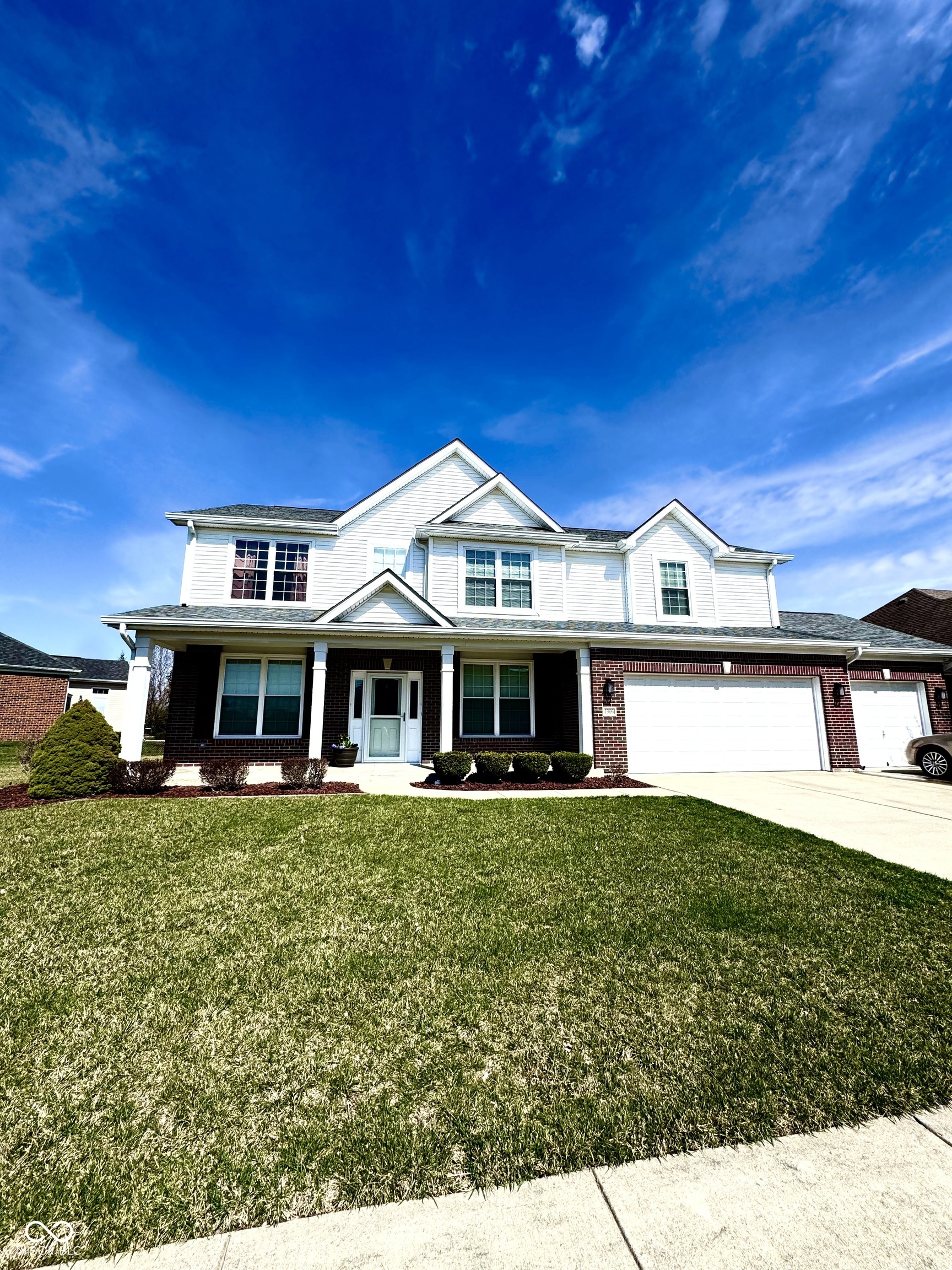 1909 Versailles Drive