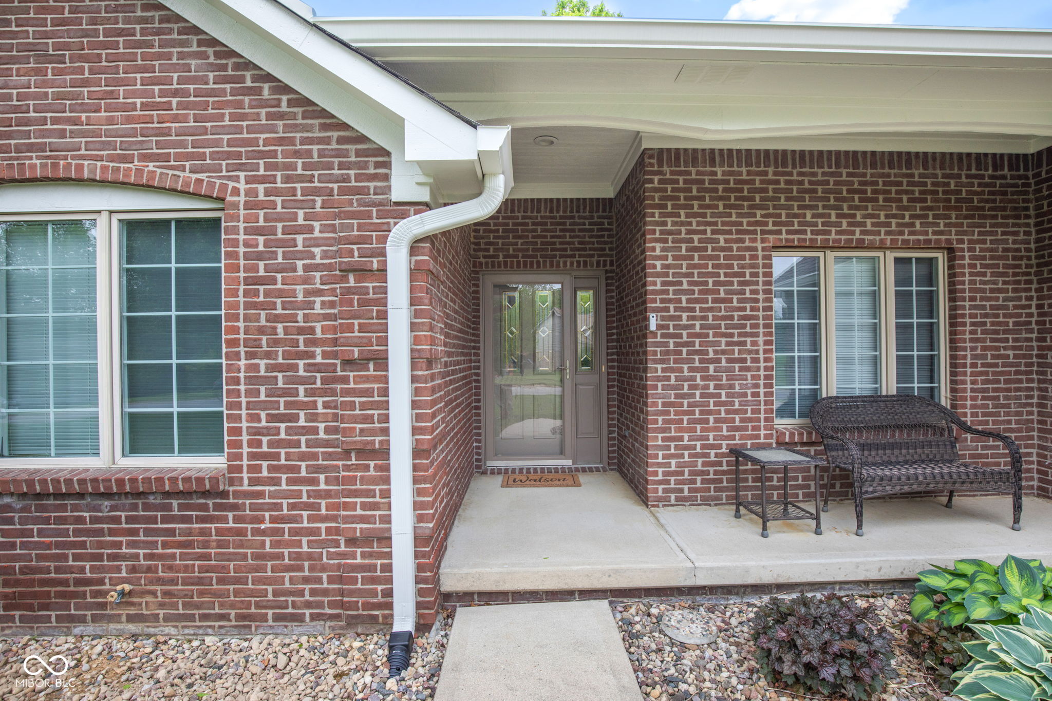 325 E Levi Lane