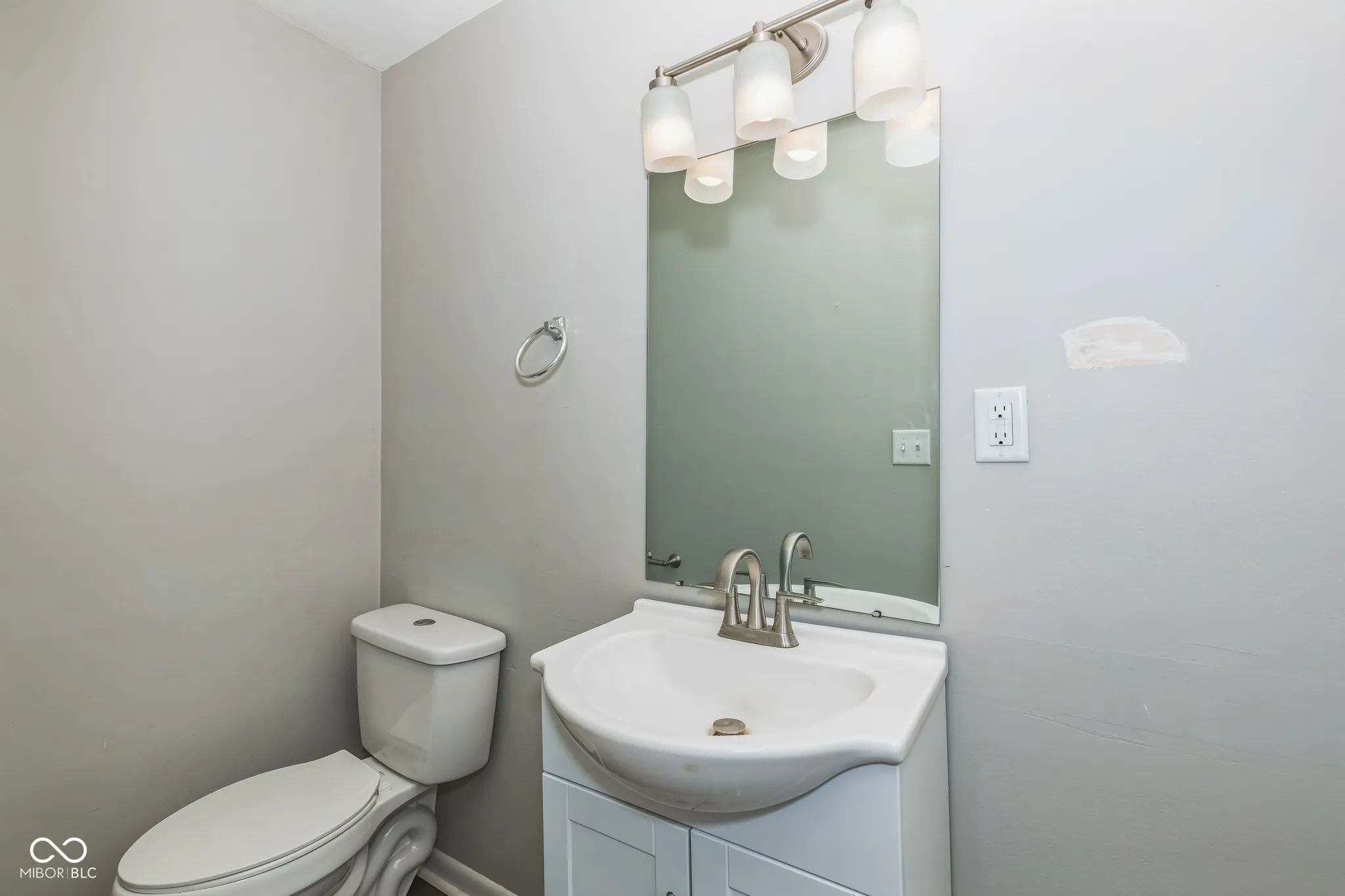 Indianapolis, Indiana 46225, United States, 3 Bedrooms Bedrooms, ,2 BathroomsBathrooms,Residential,Active,178915