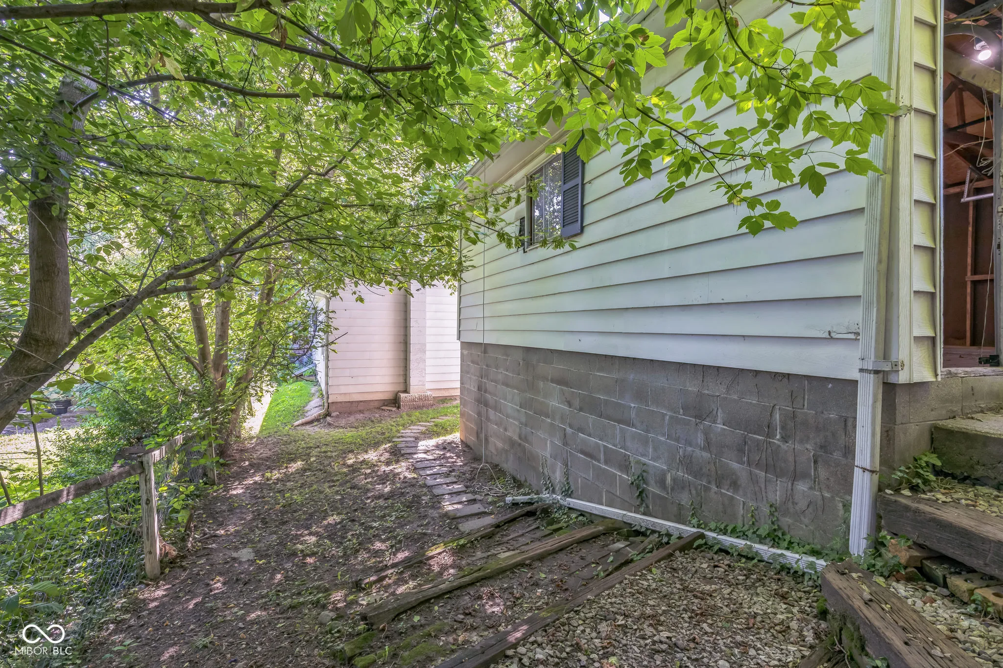 Indianapolis, Indiana 46225, United States, 3 Bedrooms Bedrooms, ,2 BathroomsBathrooms,Residential,Active,178915