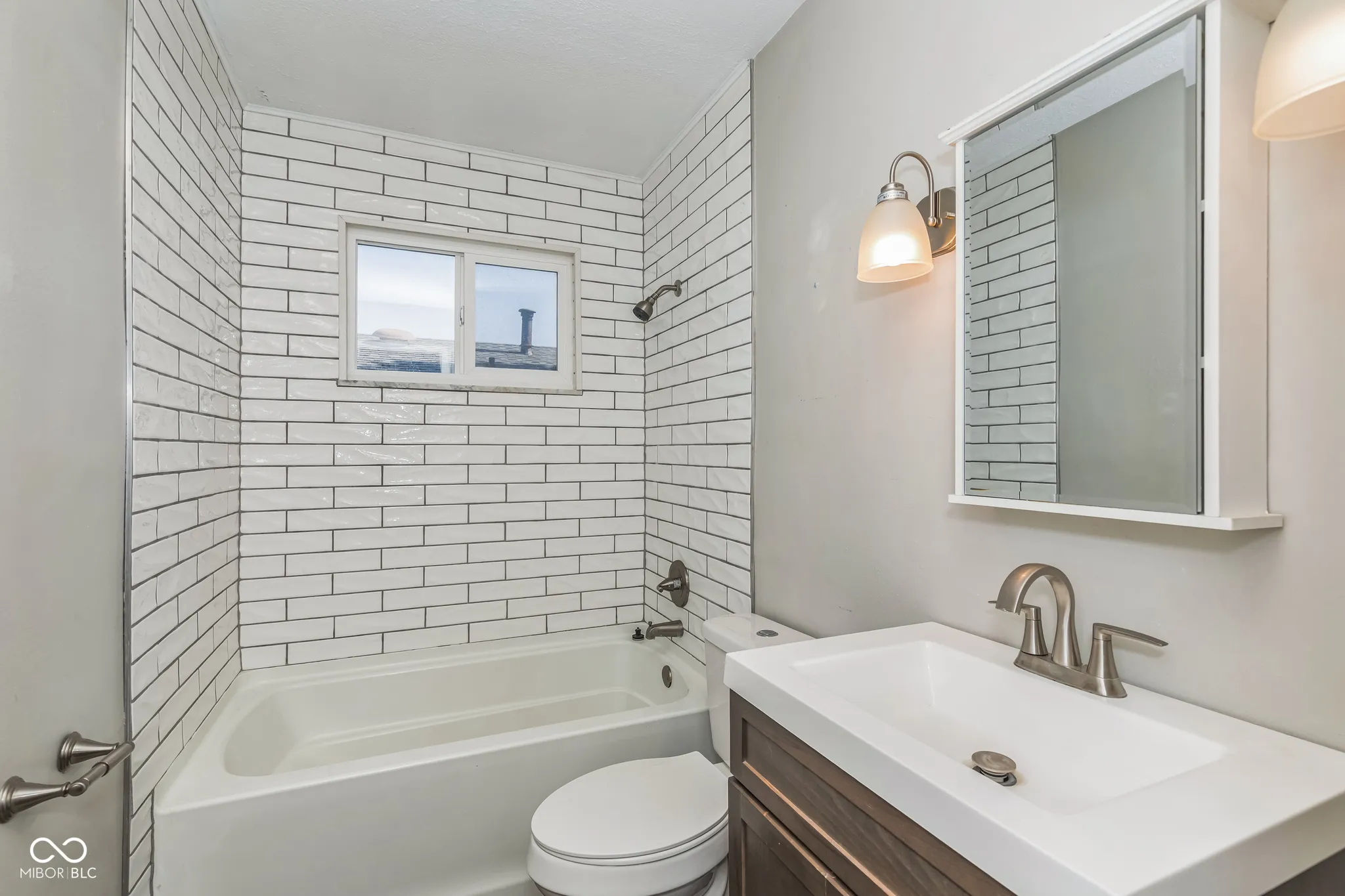 Indianapolis, Indiana 46225, United States, 3 Bedrooms Bedrooms, ,2 BathroomsBathrooms,Residential,Active,178915