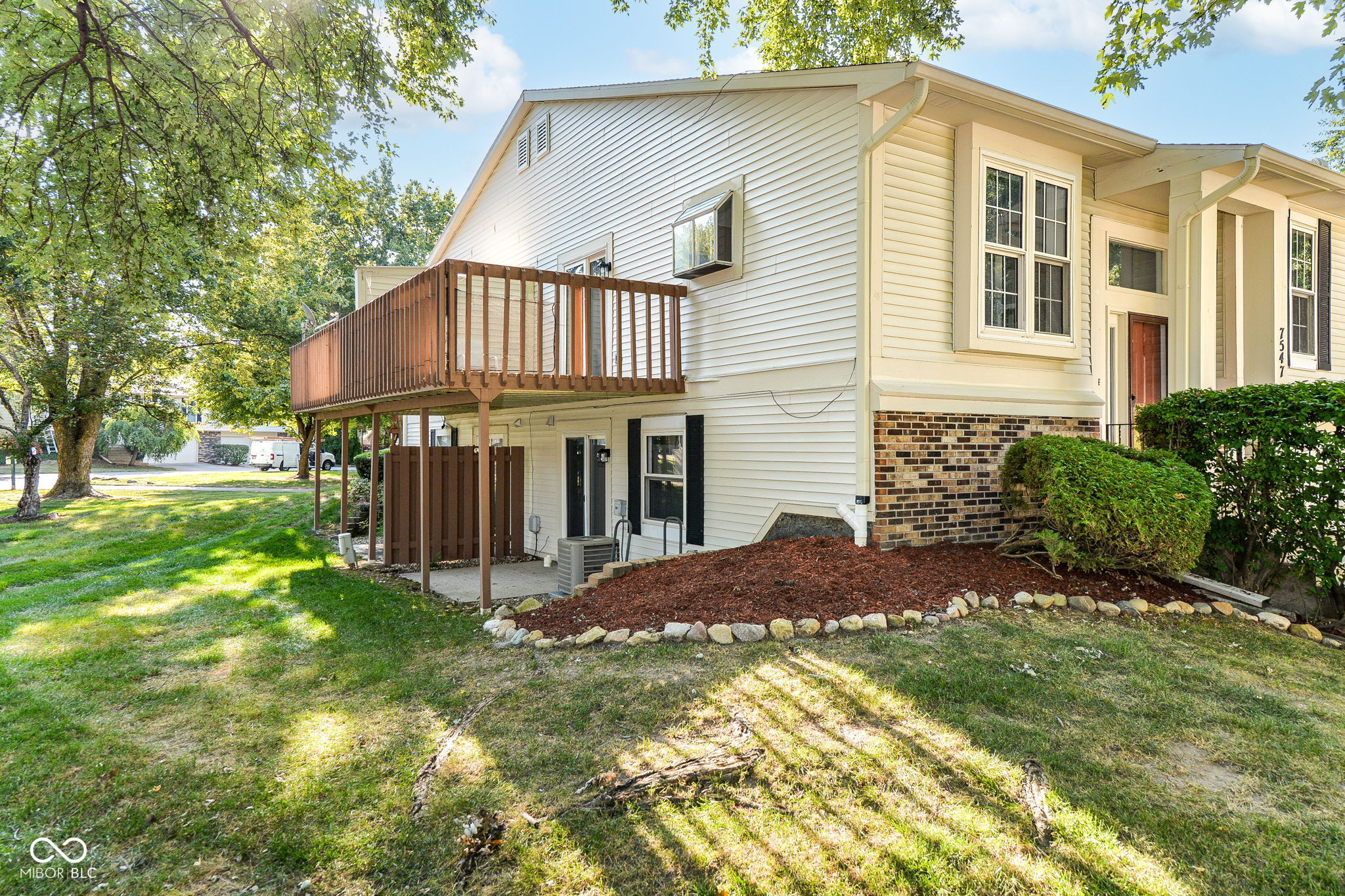 7547 Prairie Lake Drive