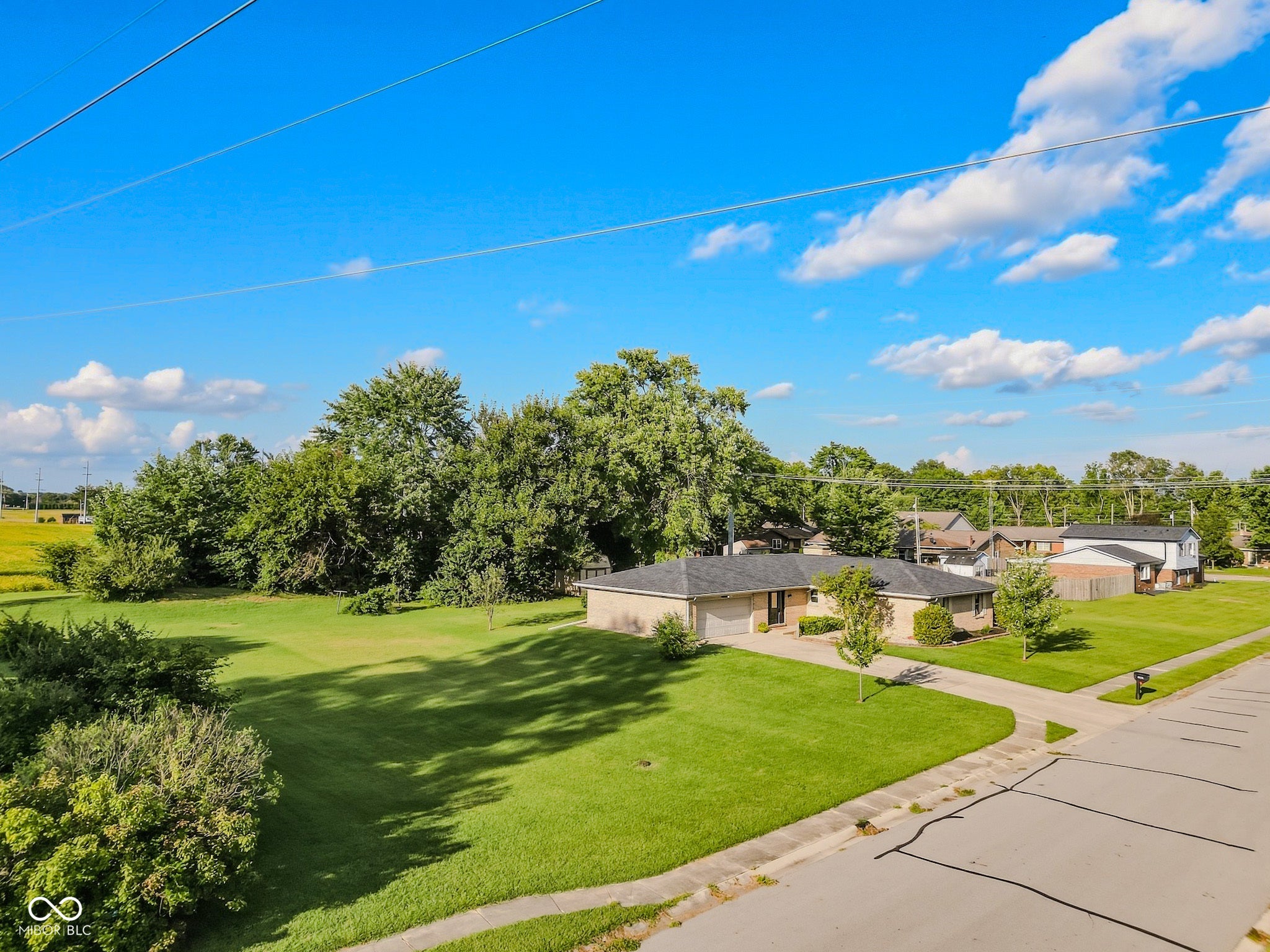 4860 Woodcrest Drive