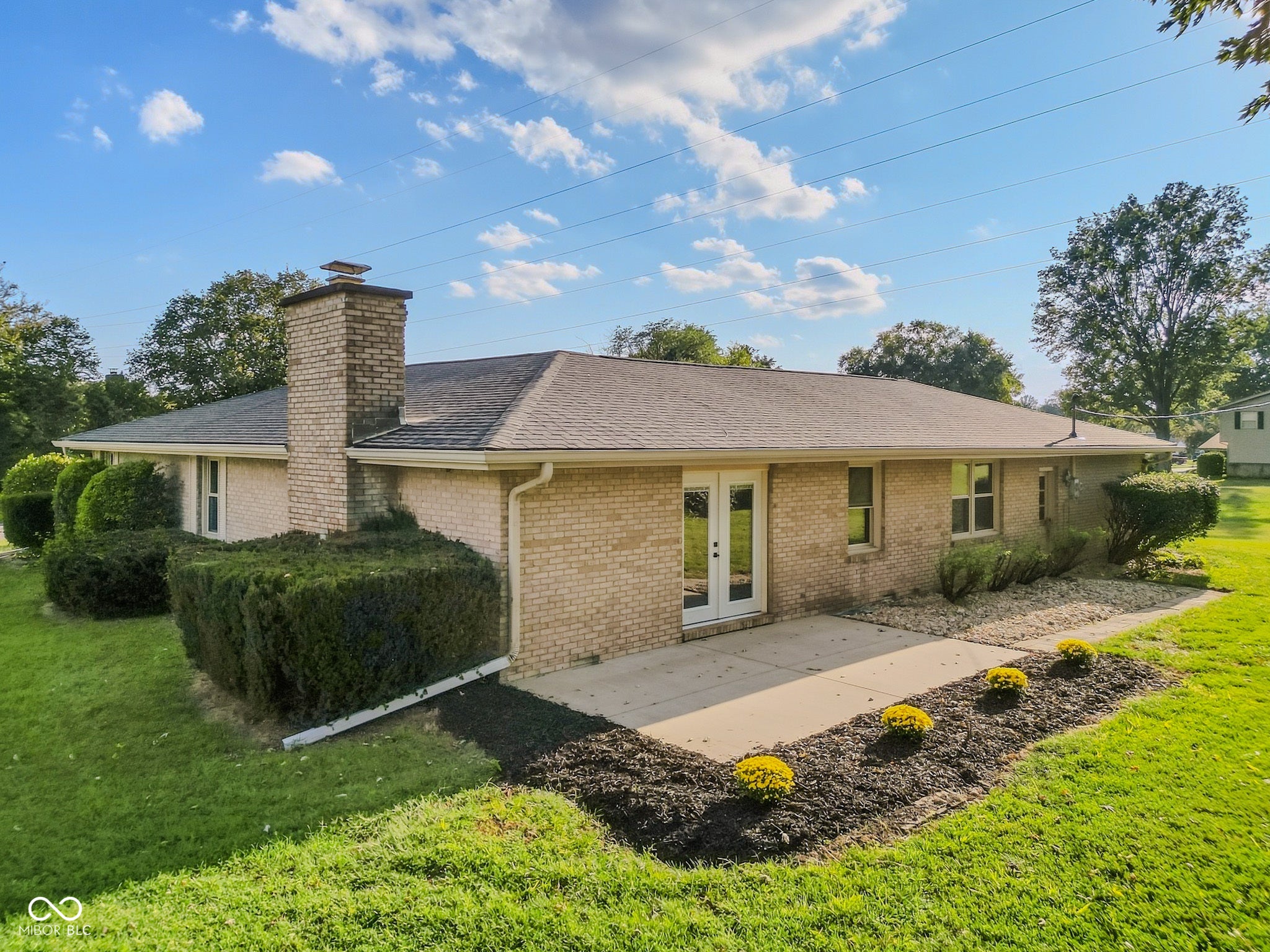 4860 Woodcrest Drive