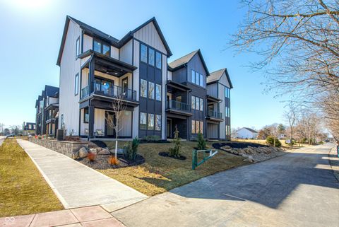 Photo of 162 Midland Trace Loop, Westfield, IN 46074 (MLS # 22091595)