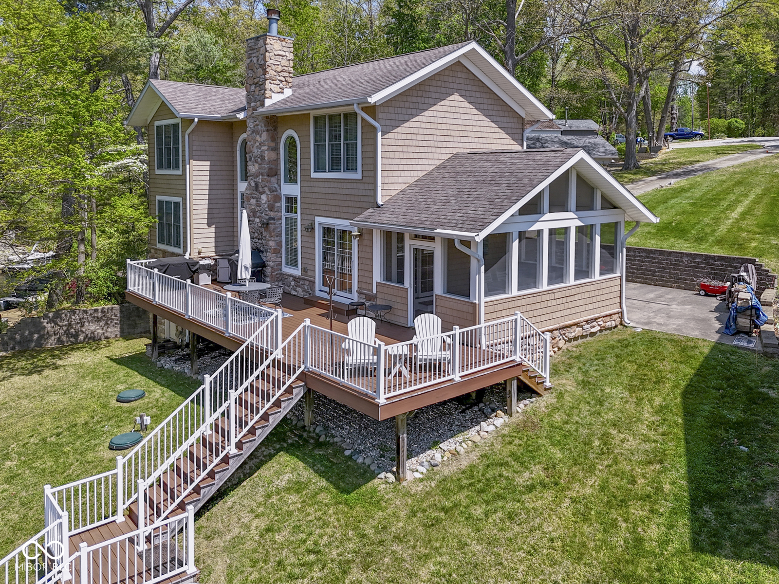 7888 Laurel Drive