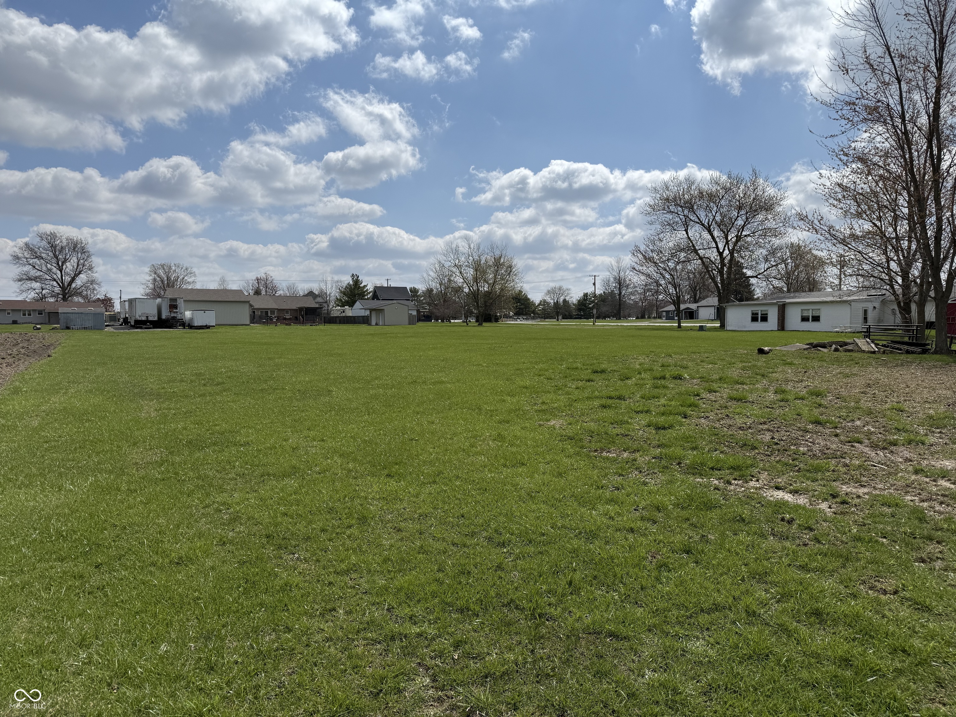 3760 N State Road 39