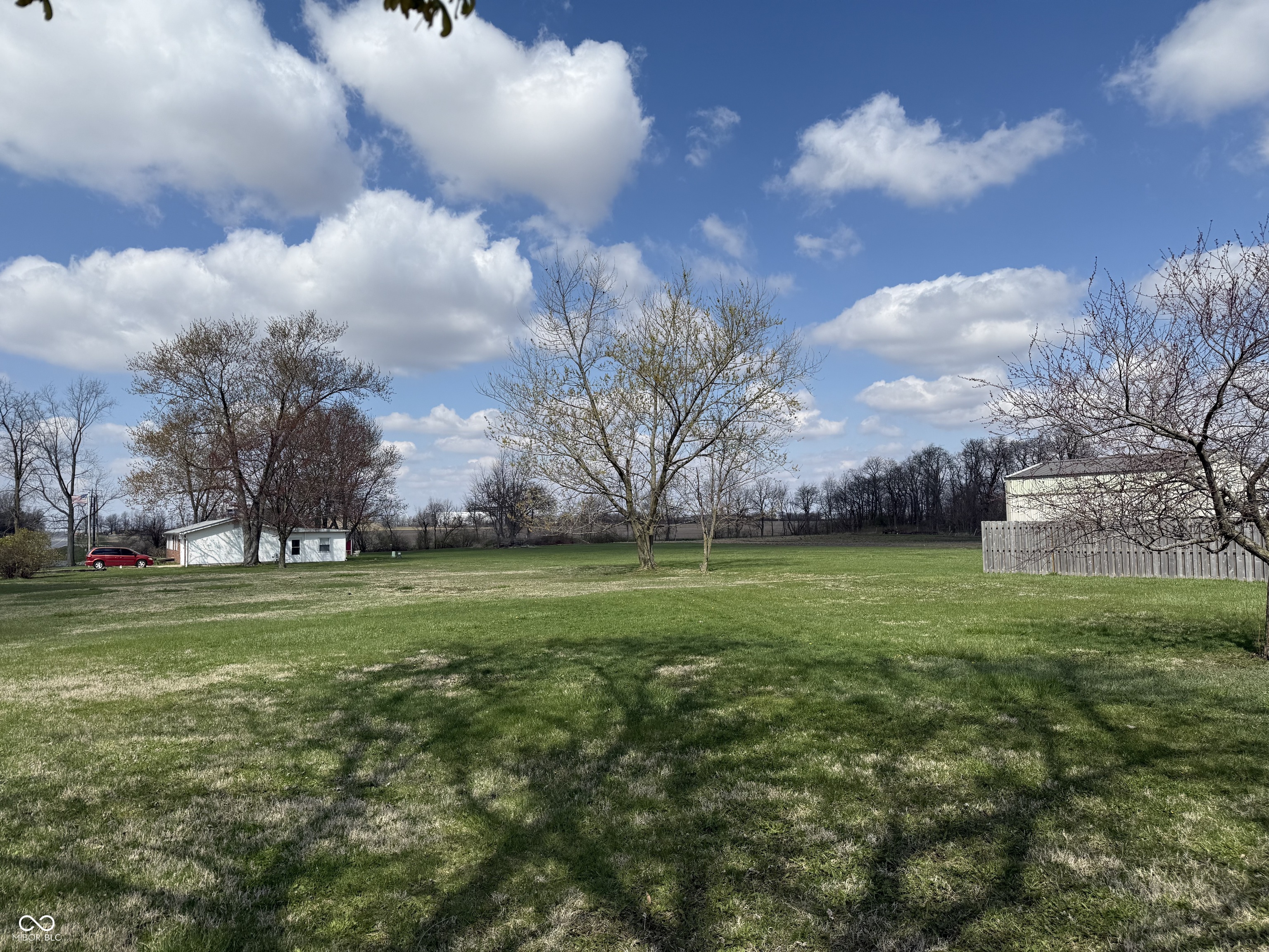 3760 N State Road 39