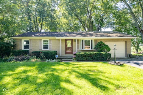 Photo of 1222 E County Road 25 S, Greencastle, IN 46135 (MLS # 22116847)