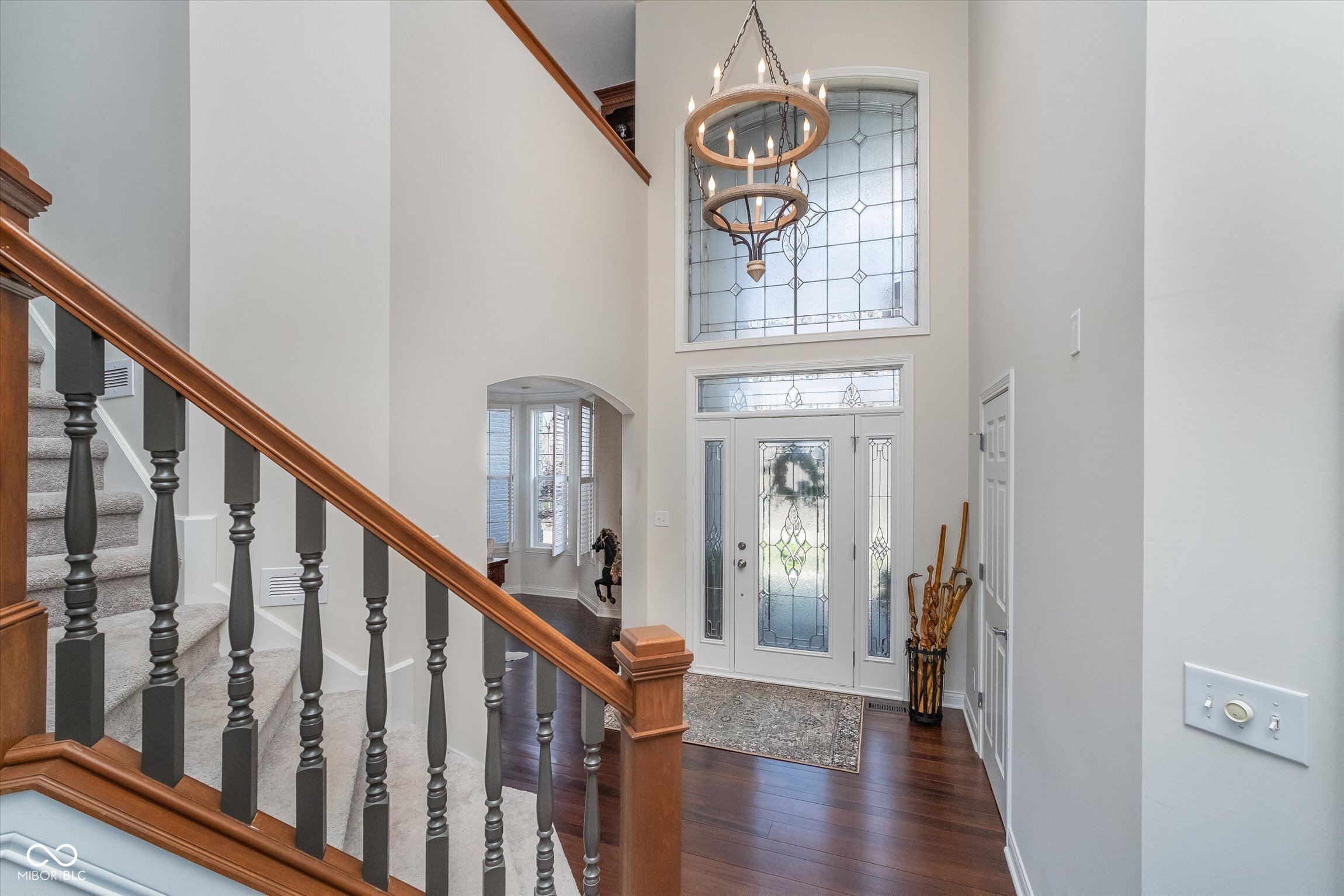 219 Surrey Hill