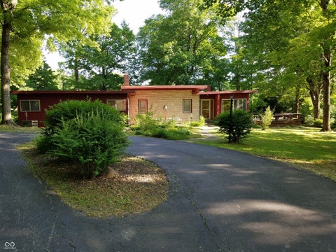Photo of 21612 Dunbar Road, Sheridan, IN 46069 (MLS # 22119042)
