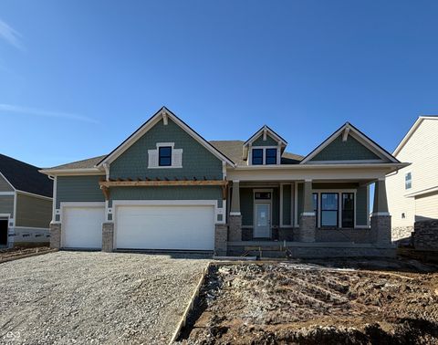 Photo of 19728 Chatham Shore Lane, Westfield, IN 46074 (MLS # 22052740)