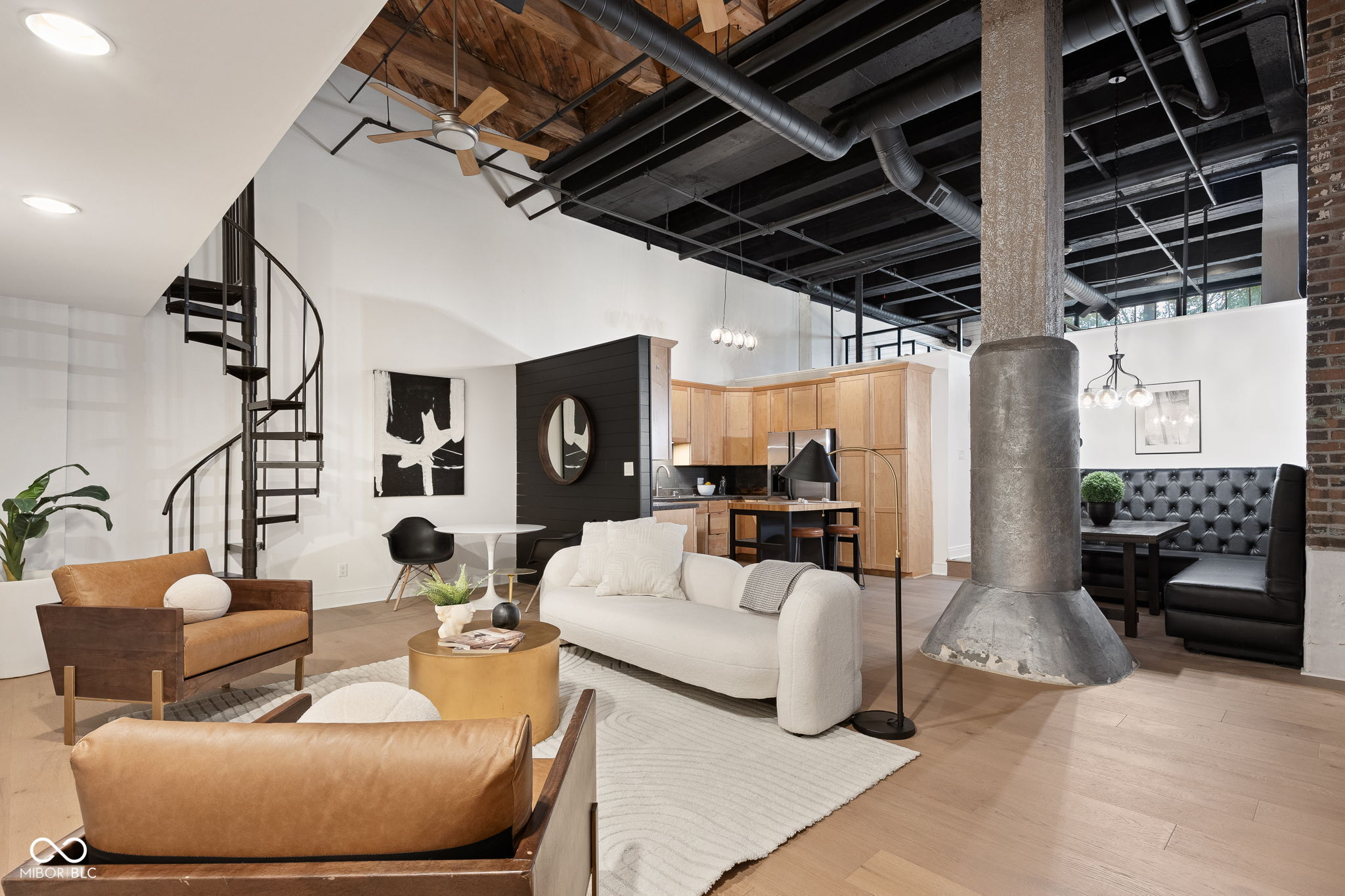 735 Lexington Avenue 11