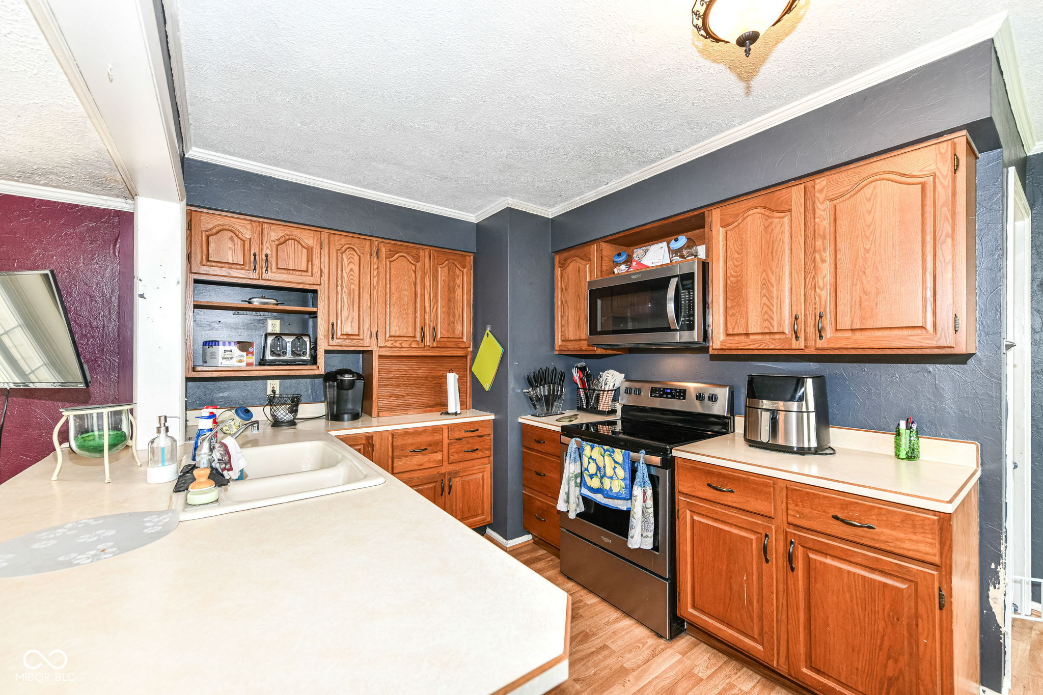 590 N 17th Street