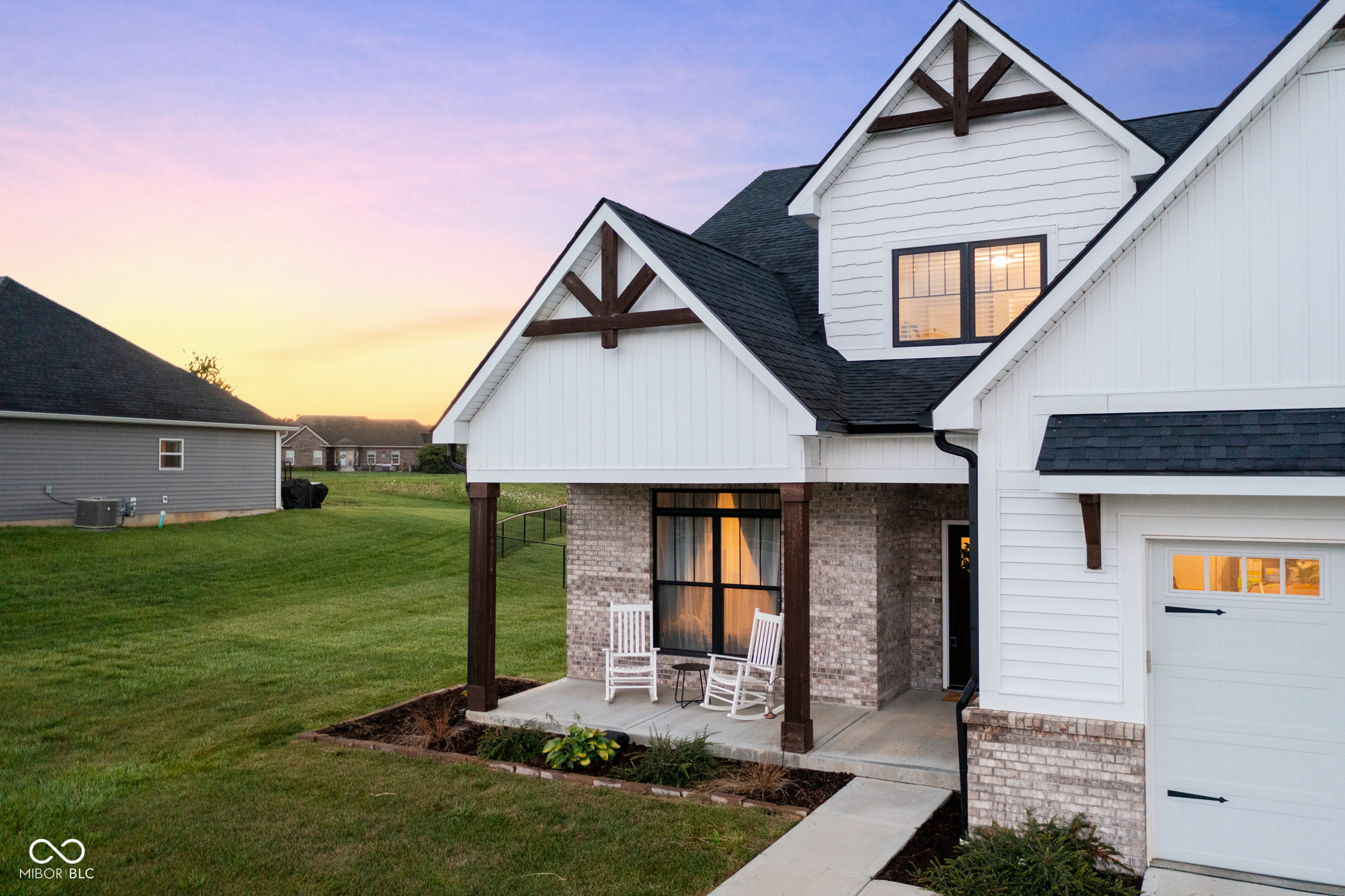 637 E Benjamin Street