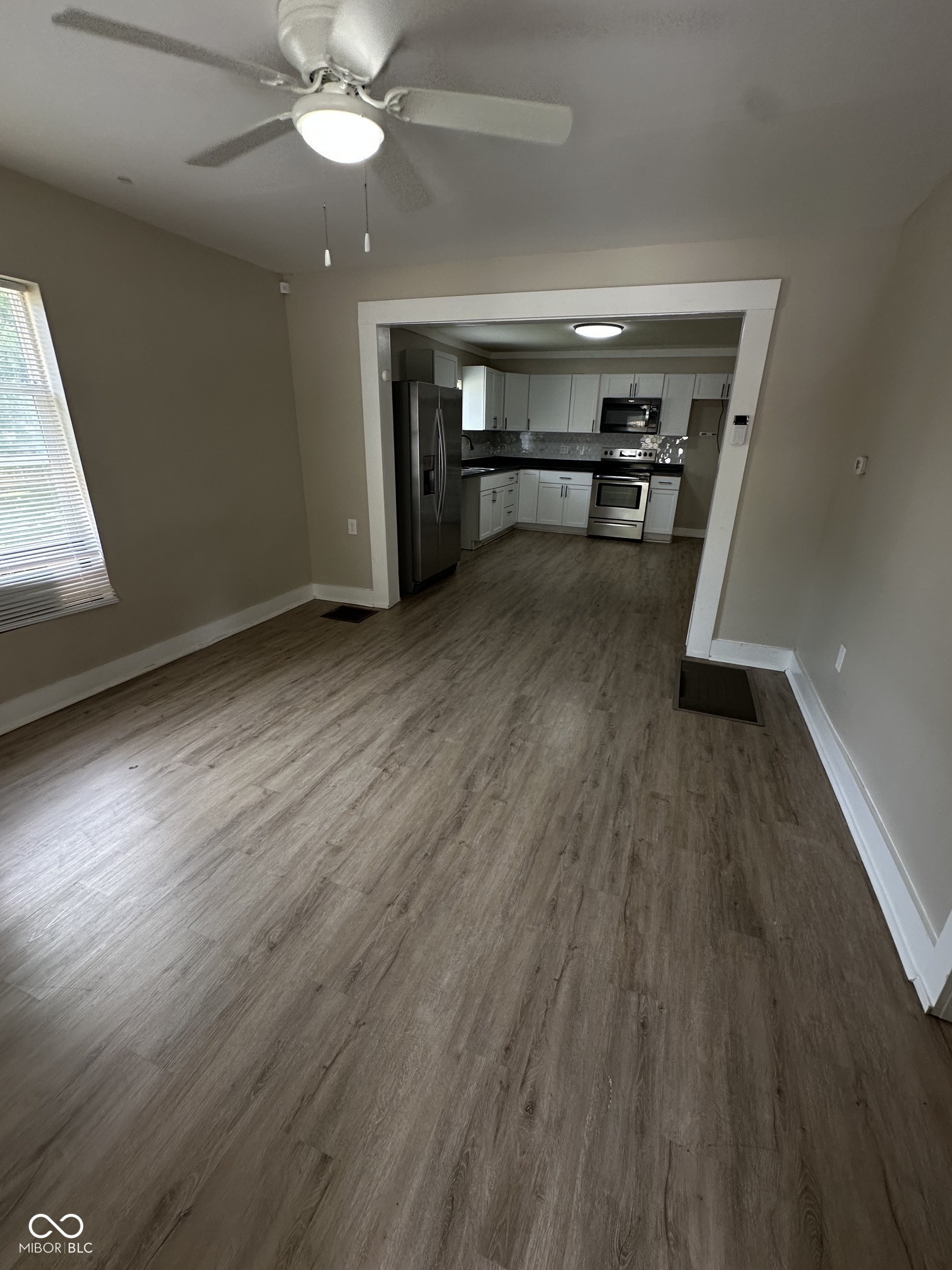 1810 N Parker