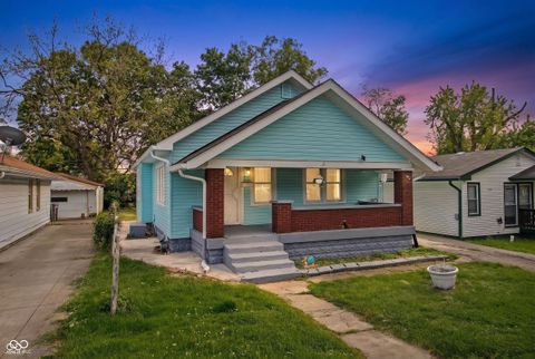Photo of 1501 Udell Street, Indianapolis, IN 46208 (MLS # 22099419)