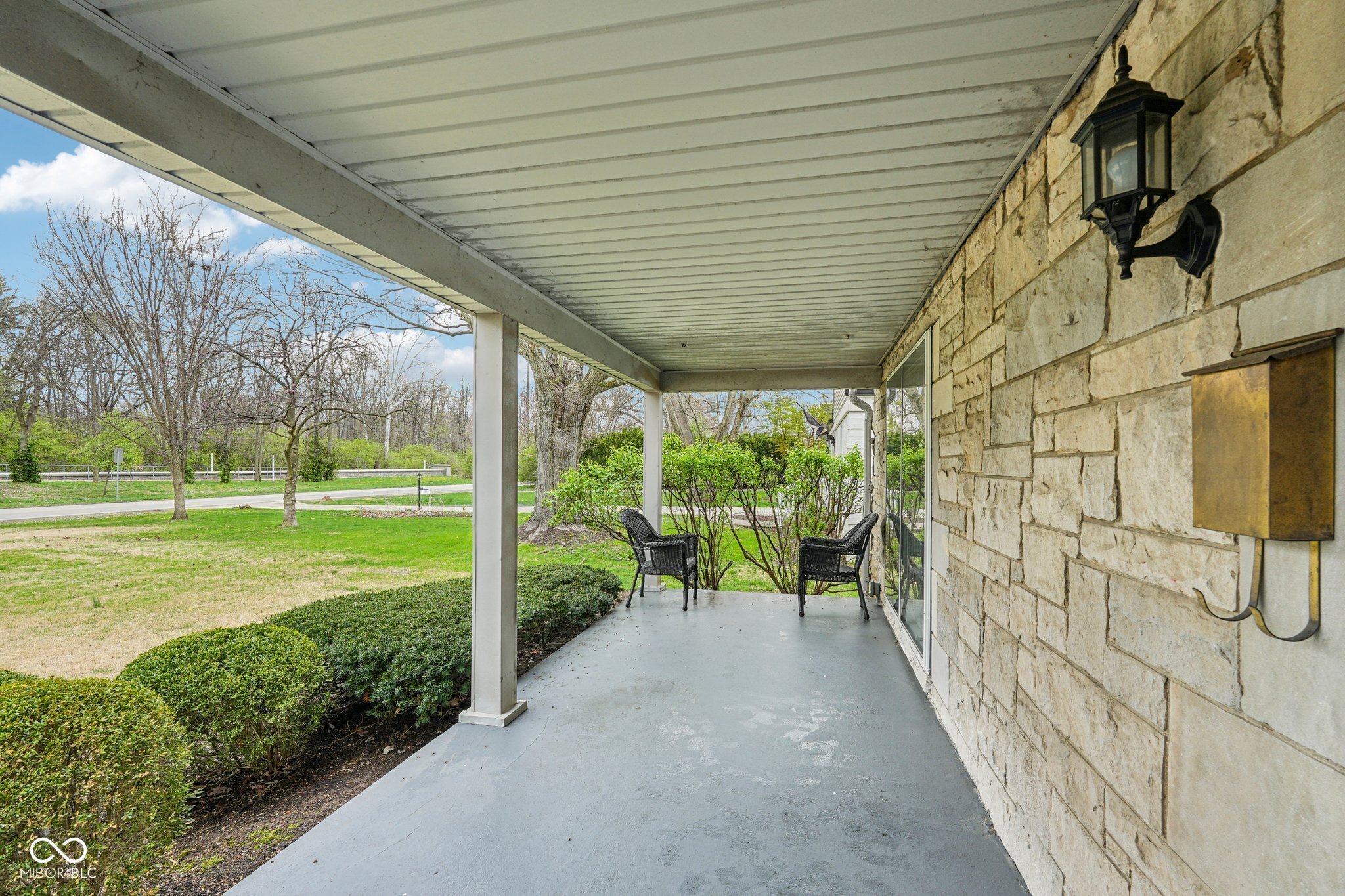 261 W Westfield Boulevard