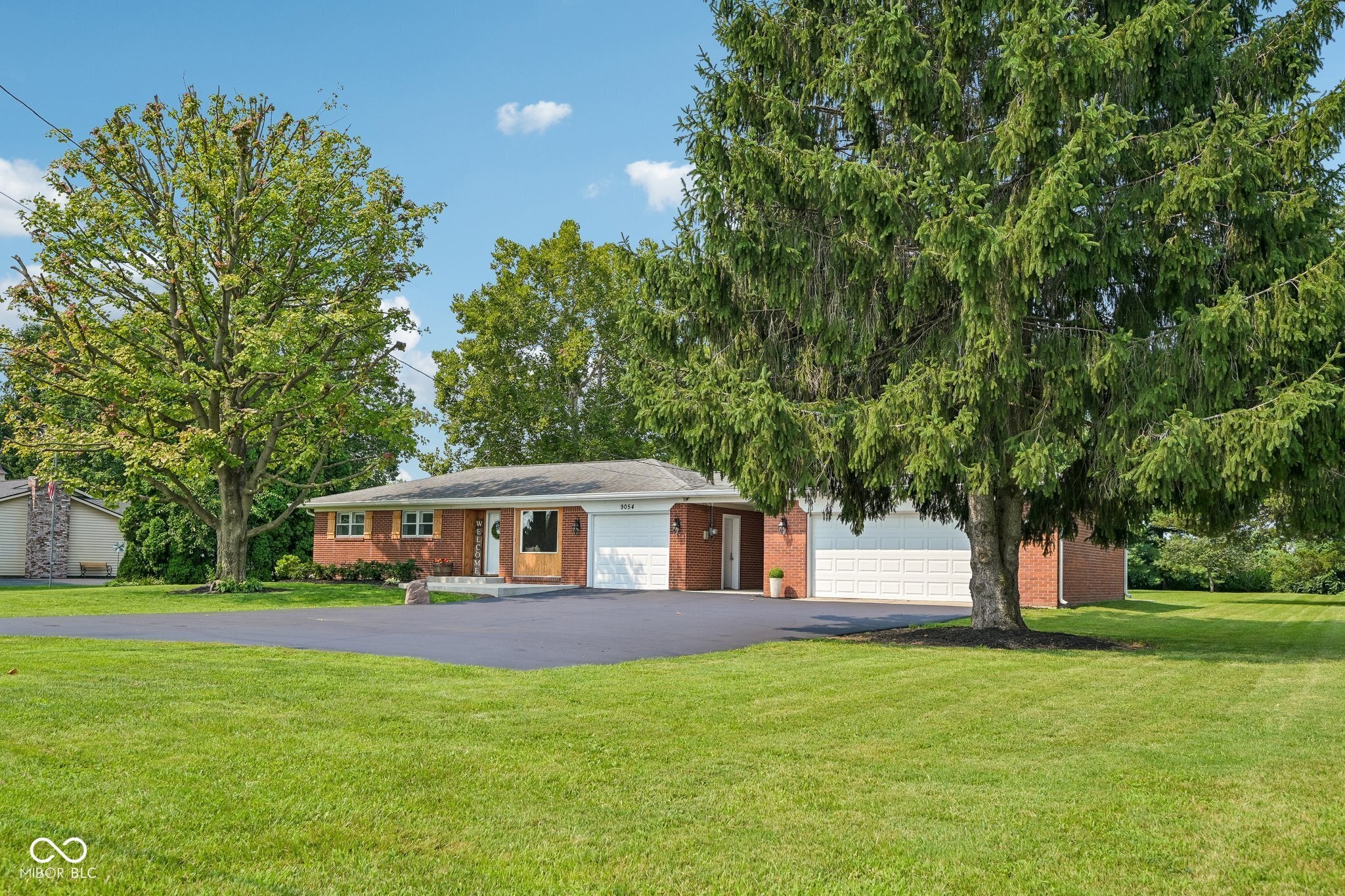 9054 N 200 W