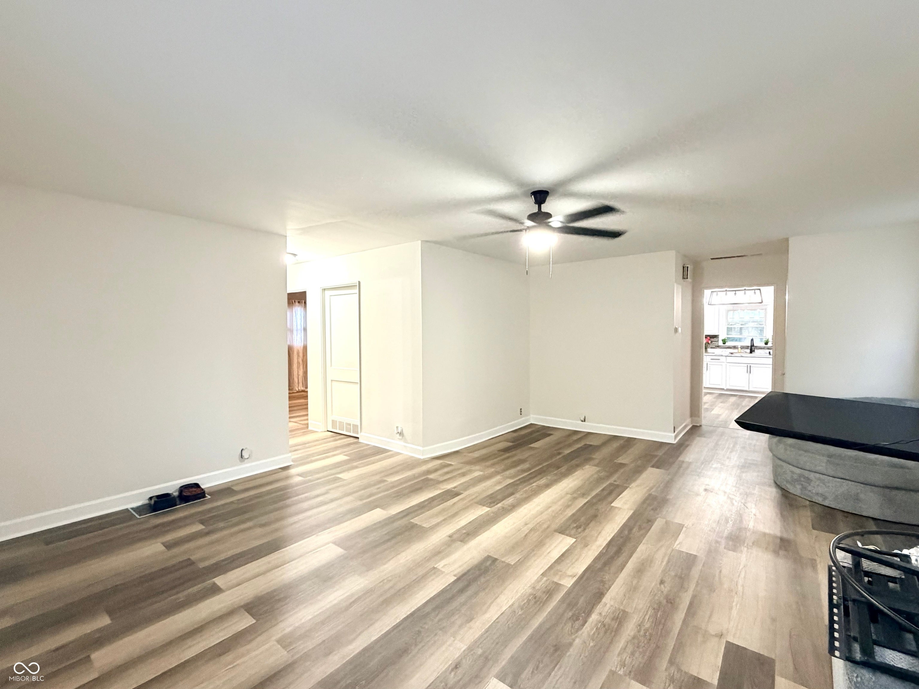 368 S Taft Avenue