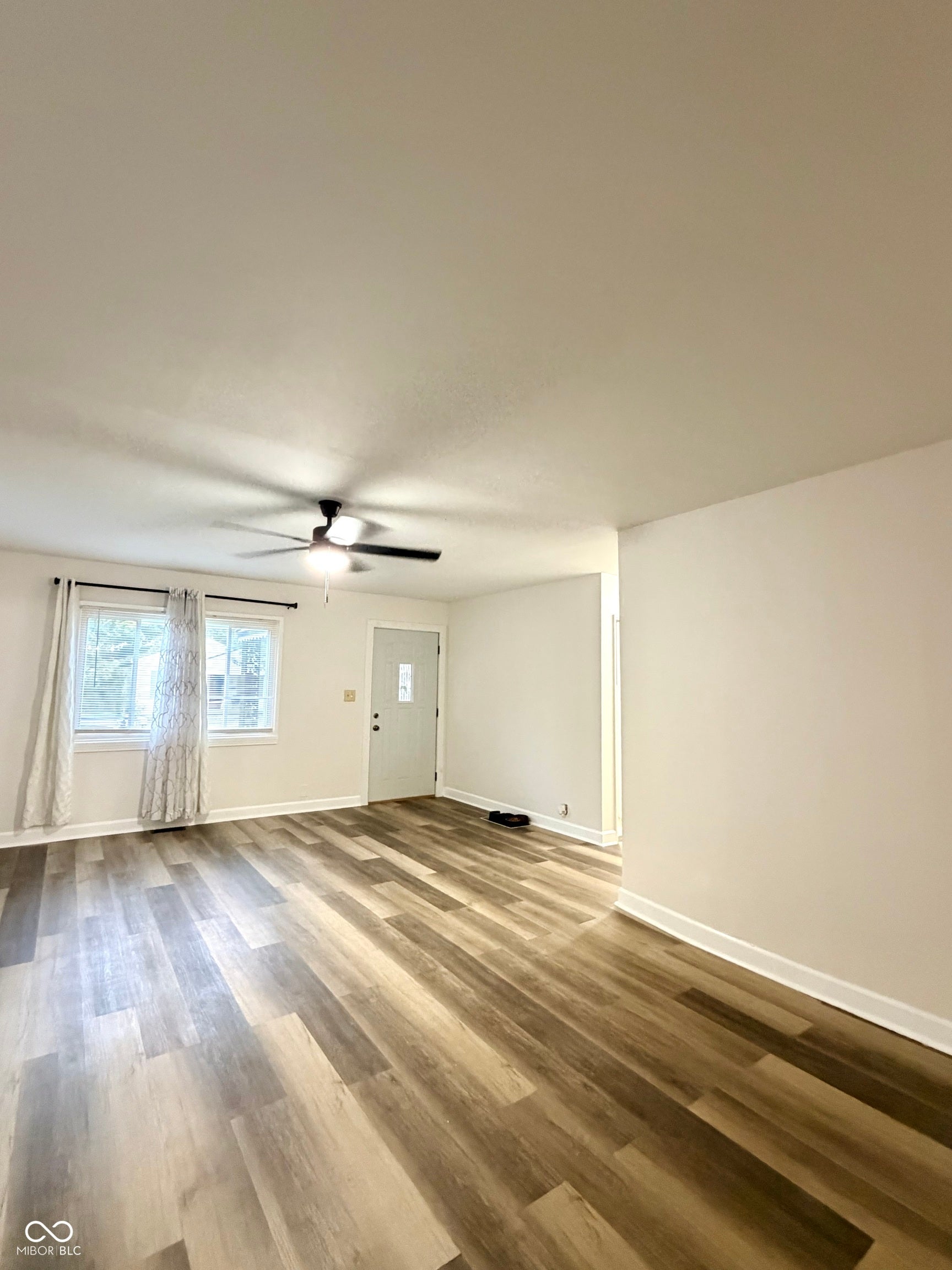 368 S Taft Avenue