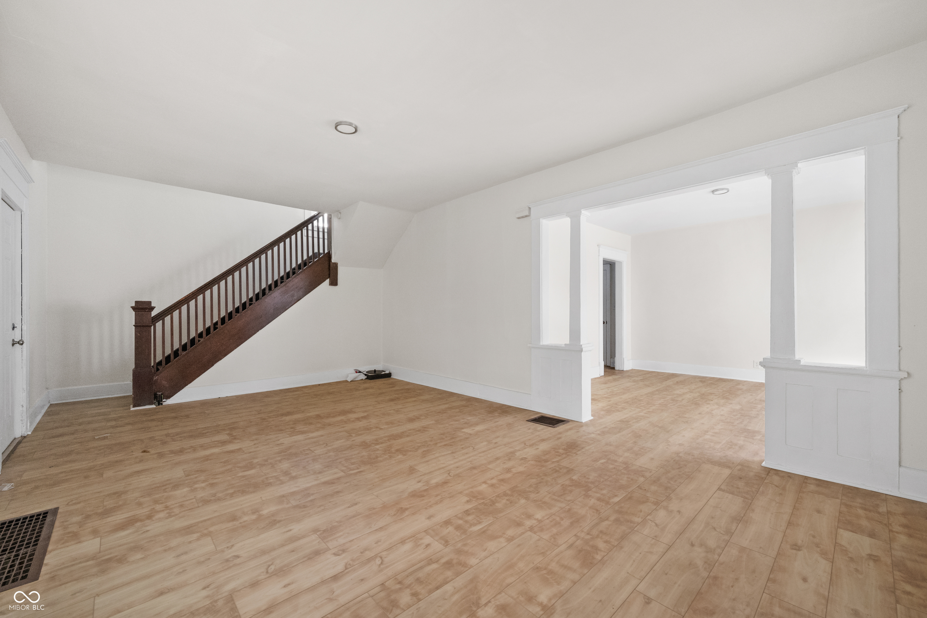 121 N Bradley Avenue