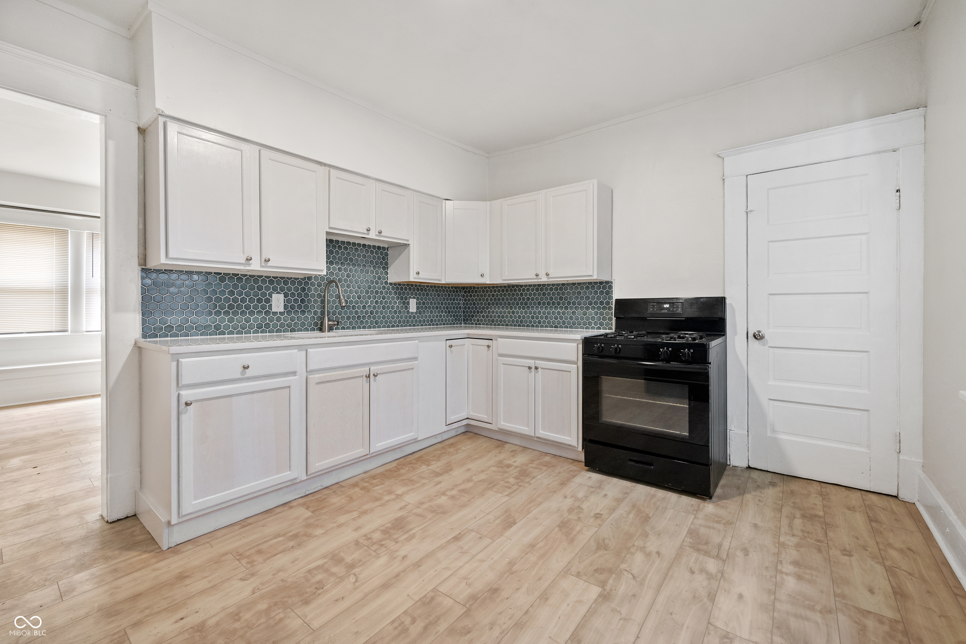 121 N Bradley Avenue