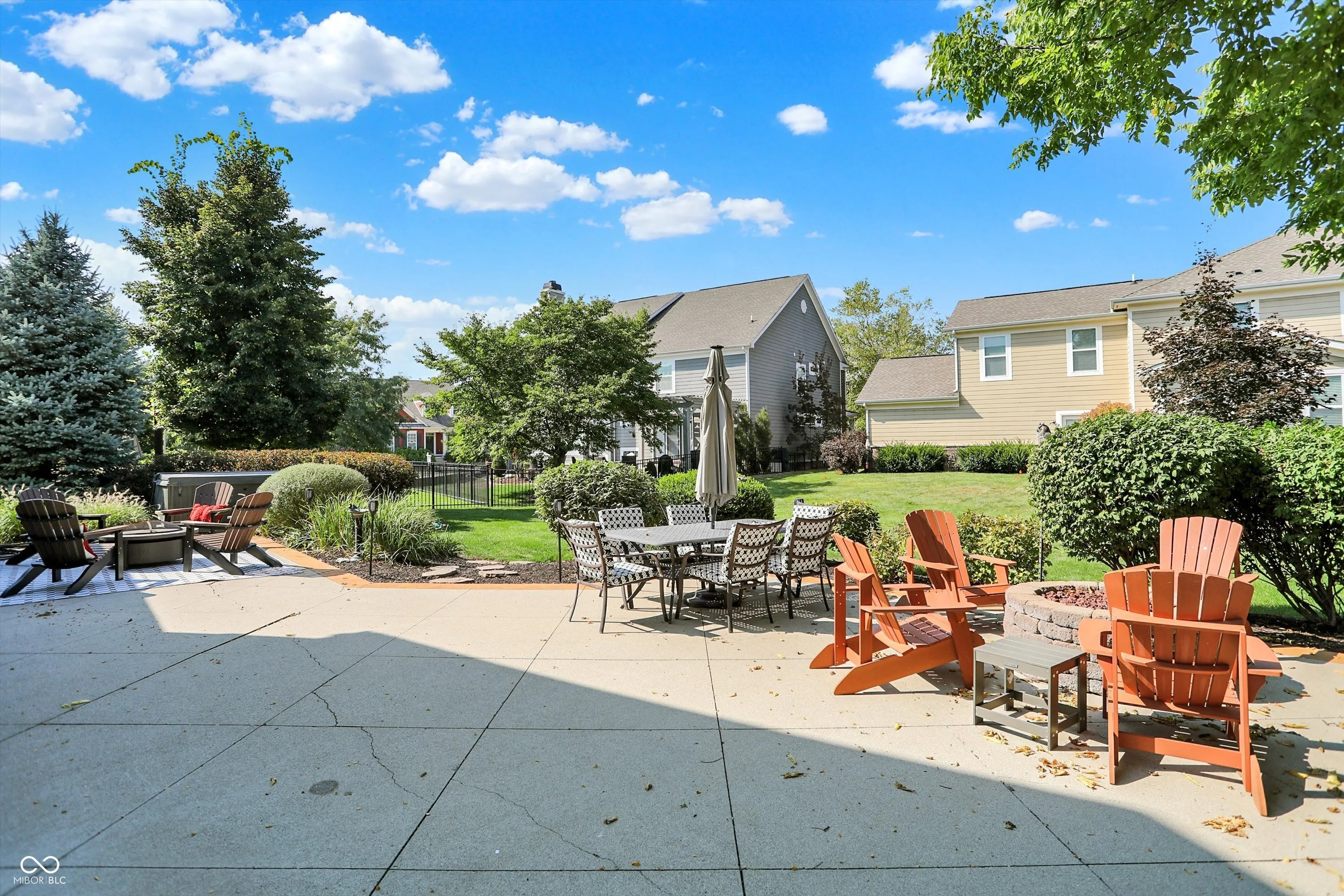 Fishers, Indiana 46037, United States, 5 Bedrooms Bedrooms, ,5 BathroomsBathrooms,Residential,Active,214028