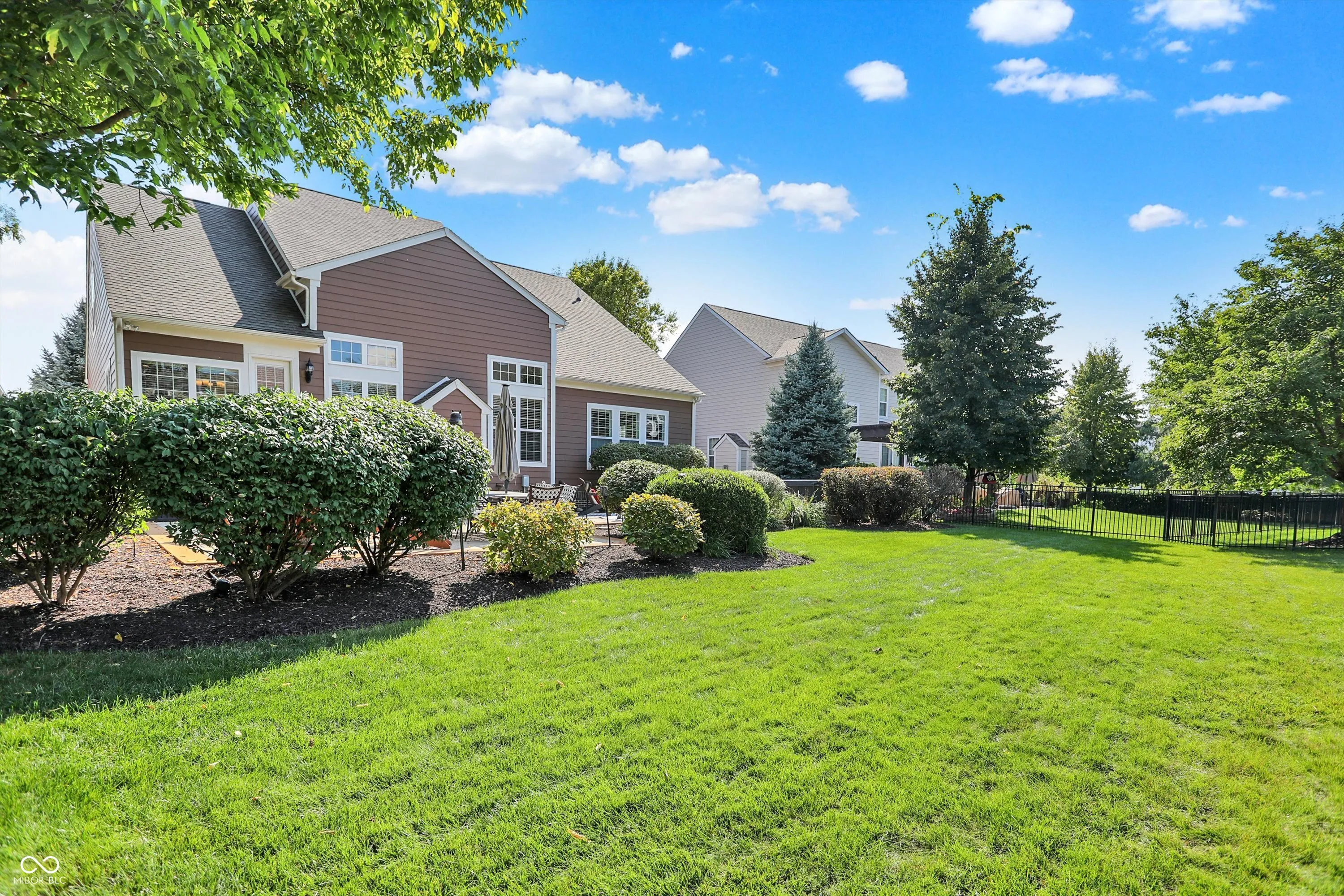 Fishers, Indiana 46037, United States, 5 Bedrooms Bedrooms, ,5 BathroomsBathrooms,Residential,Active,214028