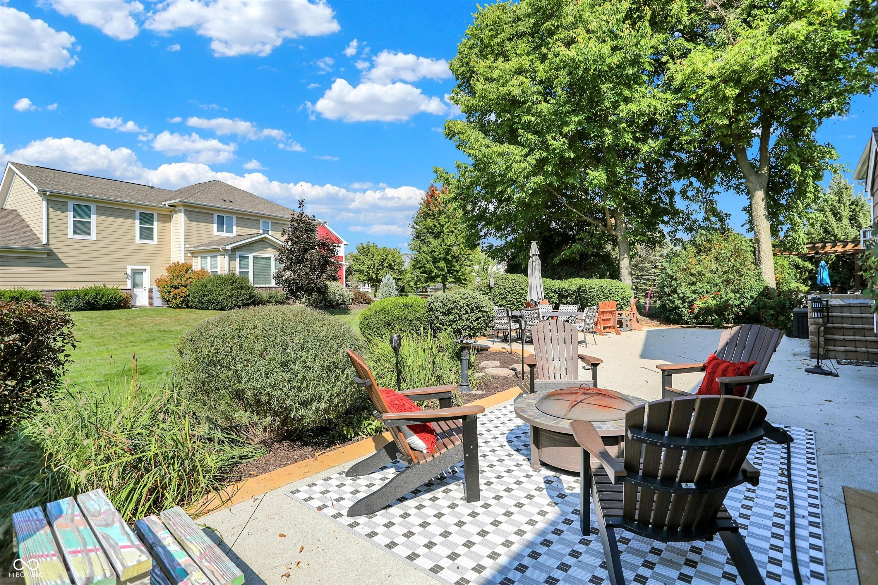 Fishers, Indiana 46037, United States, 5 Bedrooms Bedrooms, ,5 BathroomsBathrooms,Residential,Active,214028