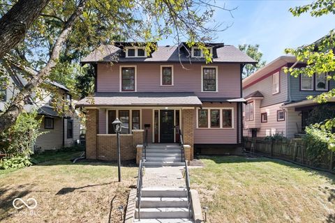 Photo of 321 N Kenmore Road, Indianapolis, IN 46219 (MLS # 22061749)