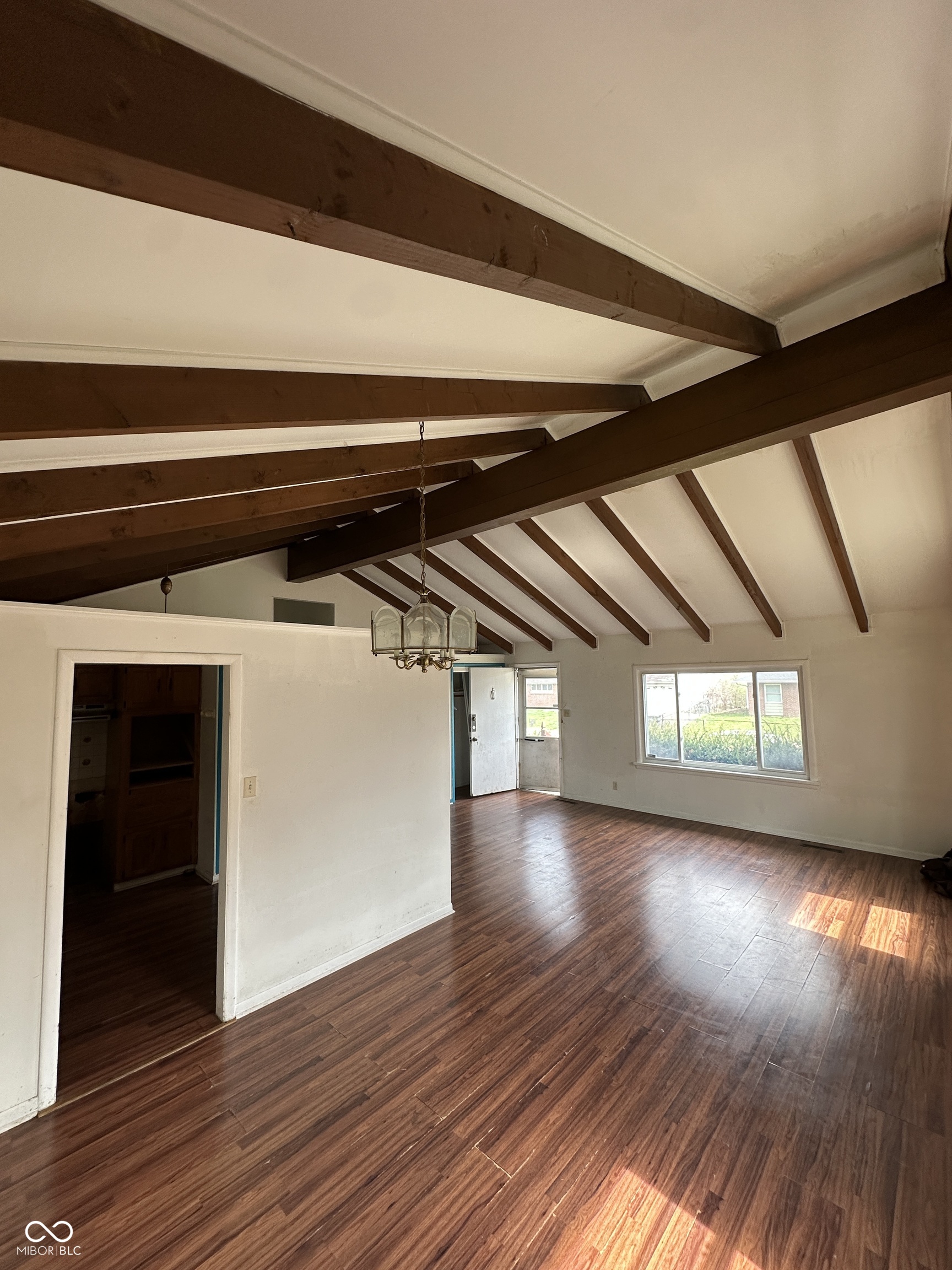 4062 N Webster Avenue