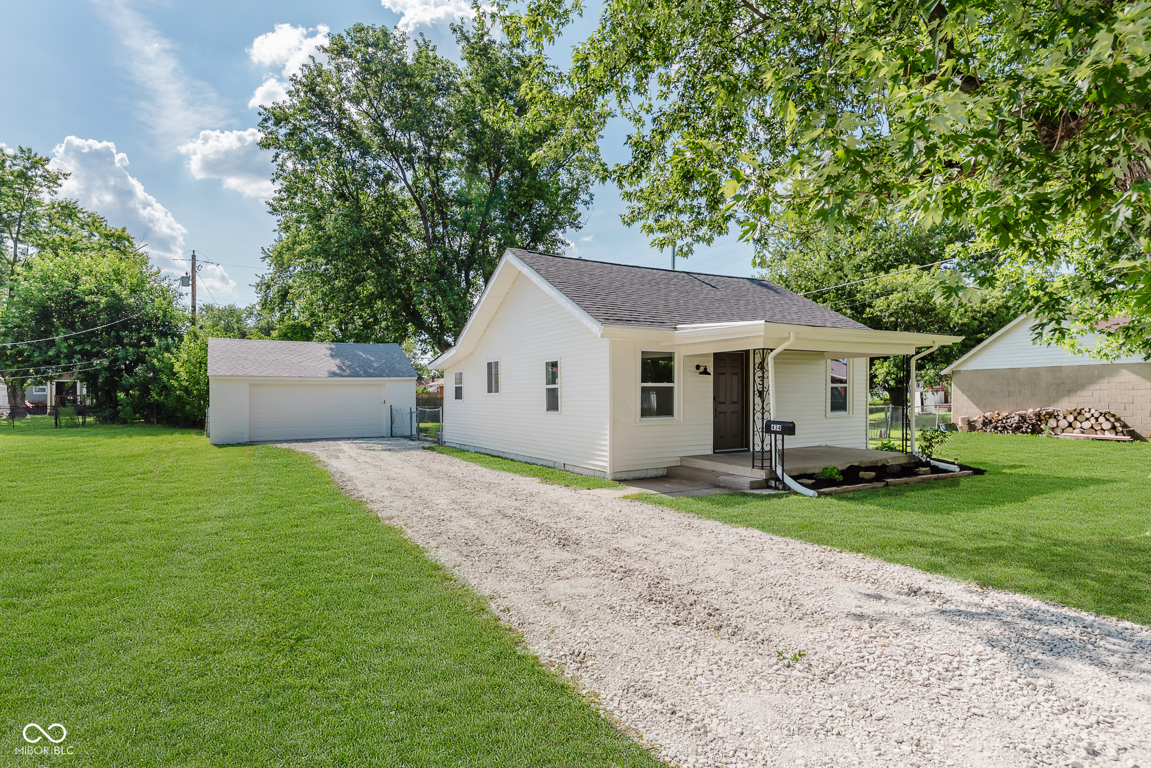 434 N 18th Avenue