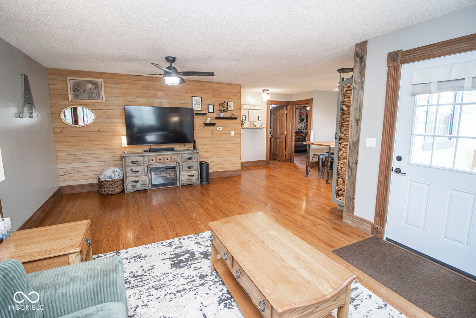 1018 S State Road 213