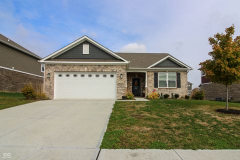 Photo of 914 Ridge Rock Lane, Bargersville, IN 46106 (MLS # 22071039)