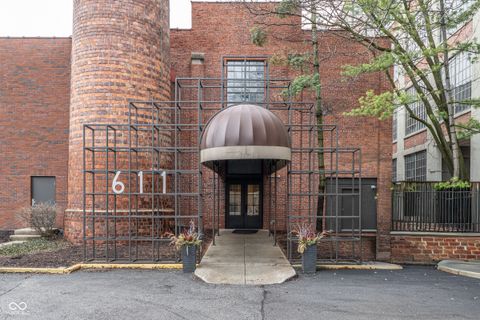 Photo of 611 N Park Avenue #109, Indianapolis, IN 46204 (MLS # 22087208)