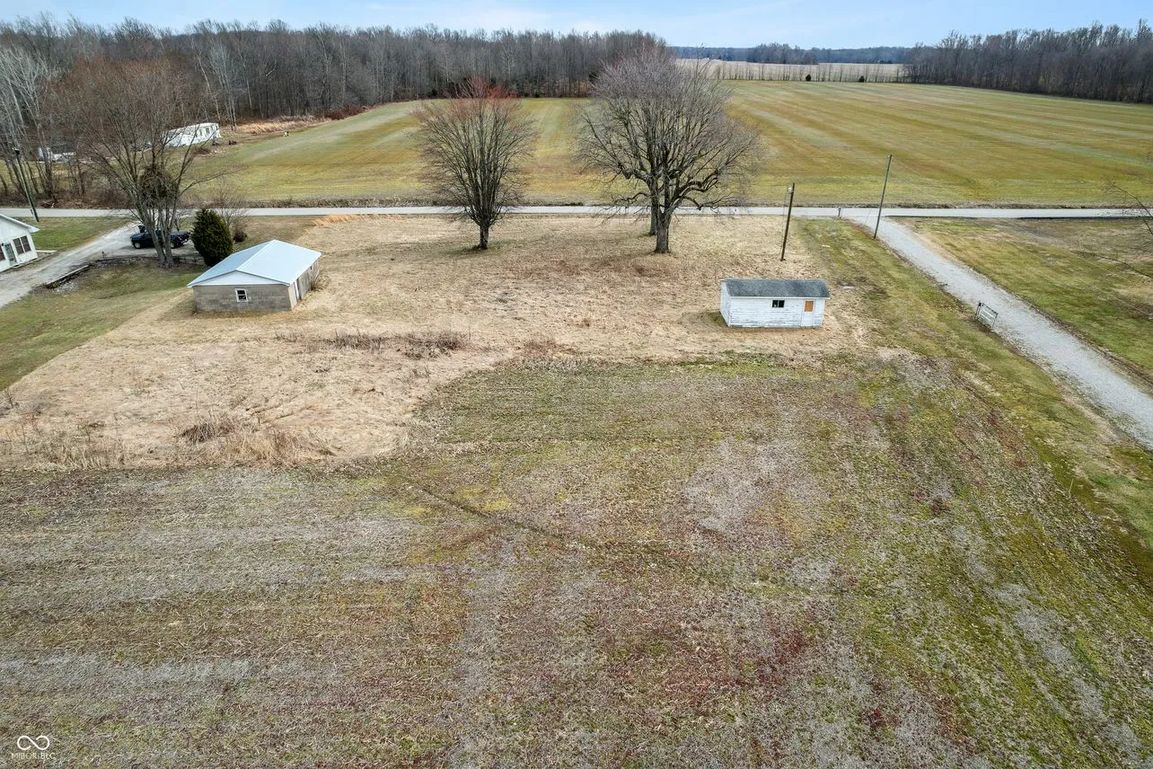 Paris Crossing, Indiana 47270, United States, ,Land,Active,4926