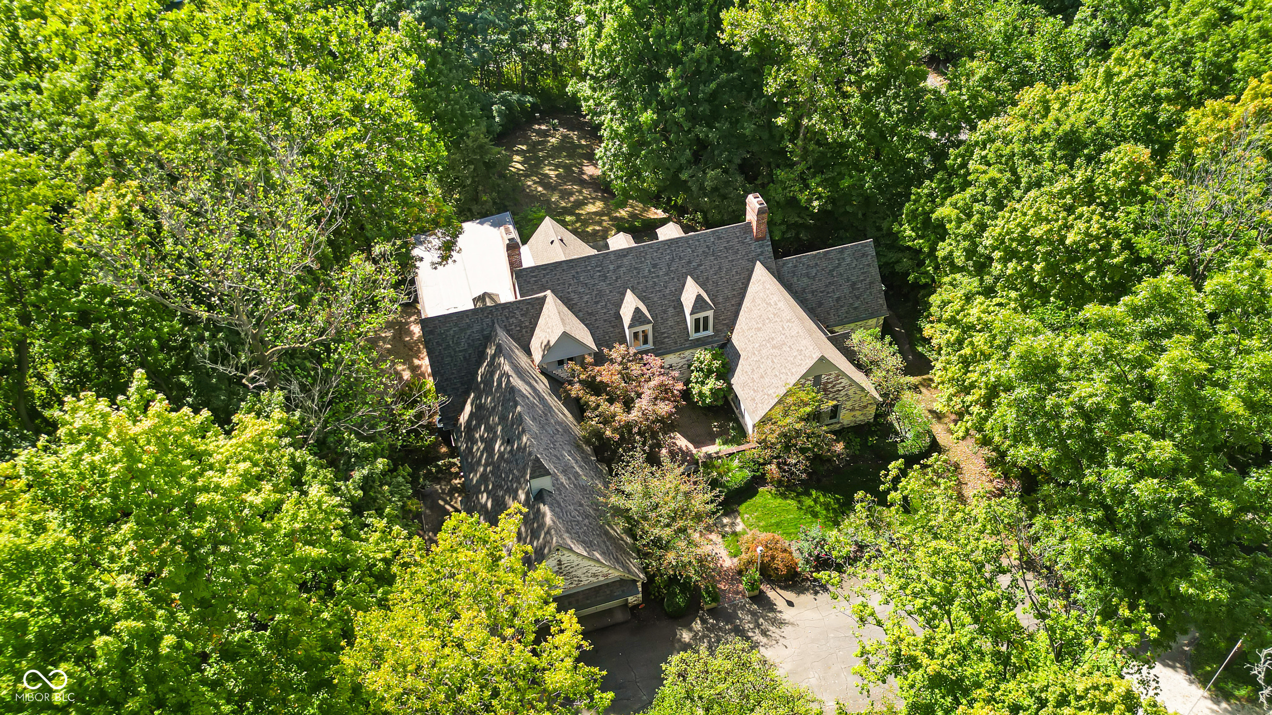 6047 Brokenhurst Road