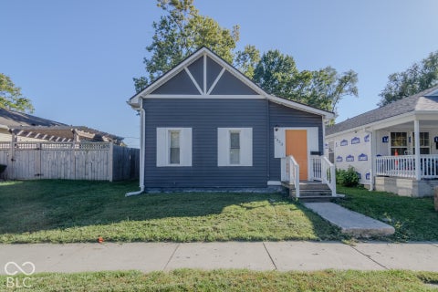Photo of 2323 English Avenue, Indianapolis, IN 46201 (MLS # 22130344)