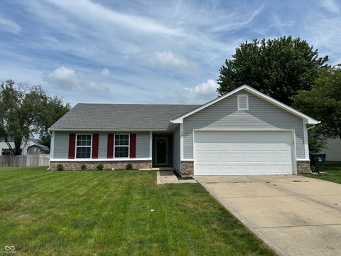 Photo of 213 E Carolina Street, Fortville, IN 46040 (MLS # 22112634)