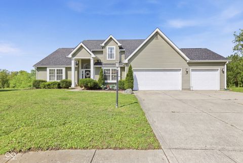 Photo of 10605 Young Lake Drive, Indianapolis, IN 46239 (MLS # 22103264)