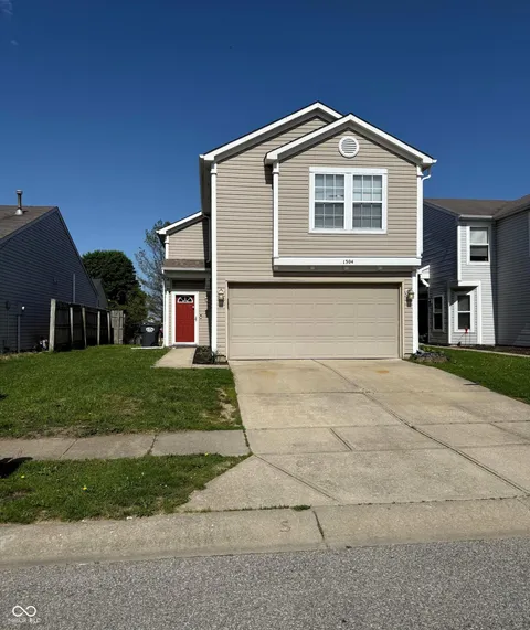 1304 Crescent Drive, Greenwood, IN 46143 - MLS#: 22039275