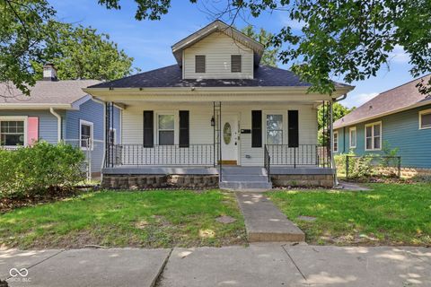 Photo of 1034 Hervey Street, Indianapolis, IN 46203 (MLS # 22106265)