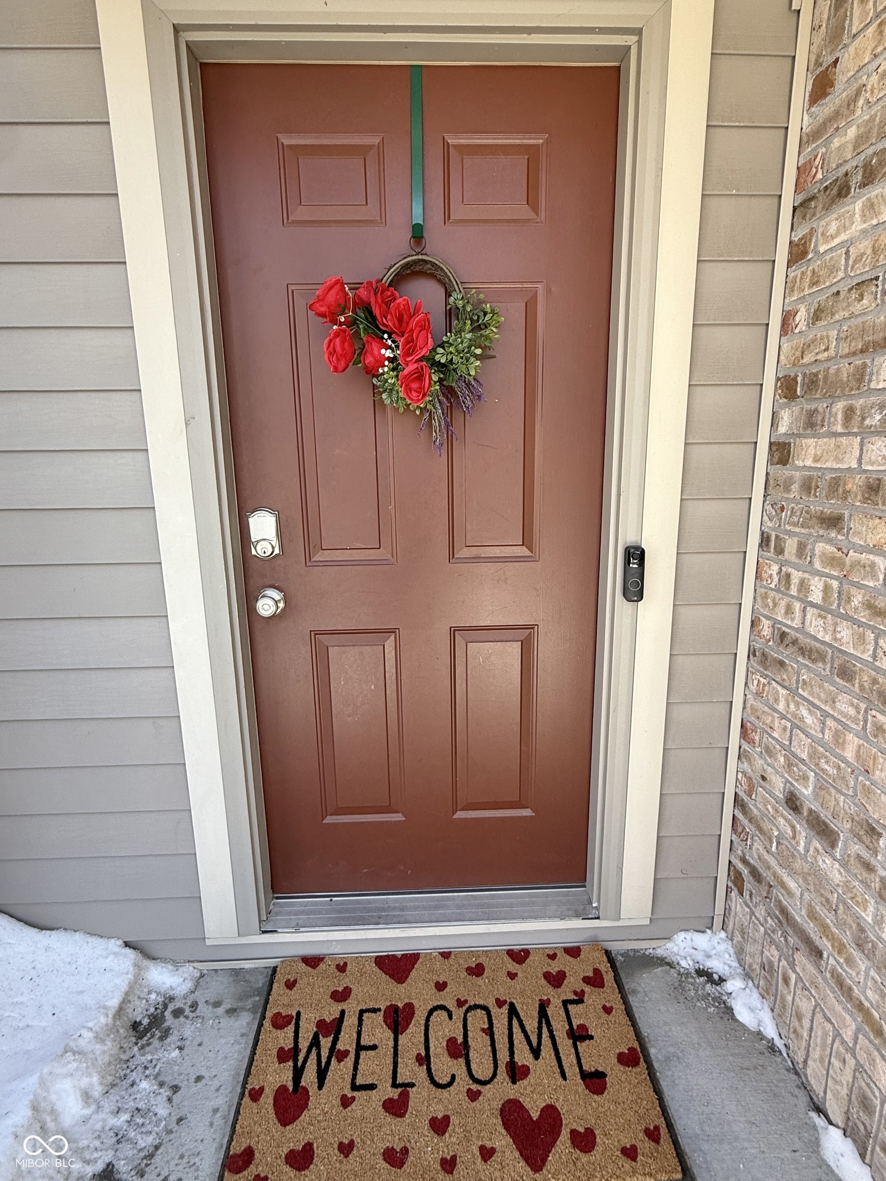 610 Bayberry Court W