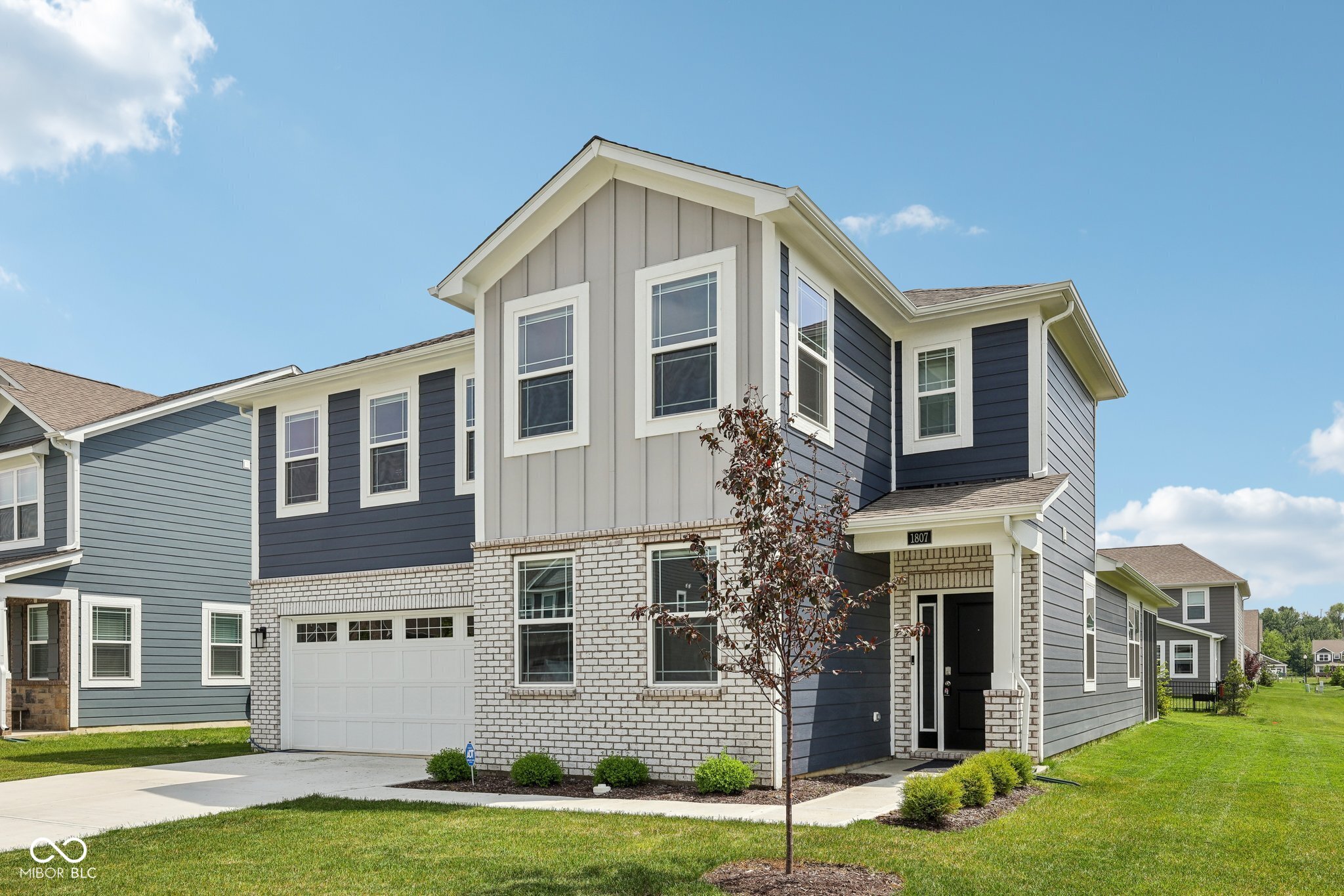 1807 Orchard Drive