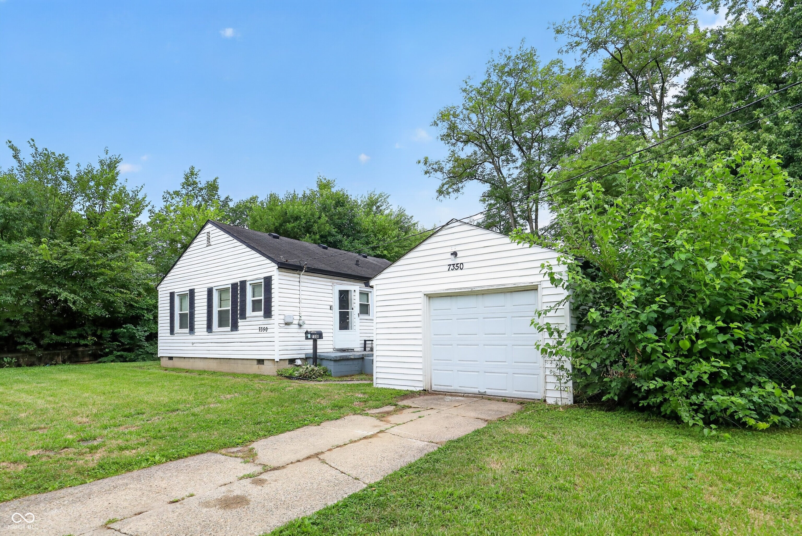 7350 E 46th Street