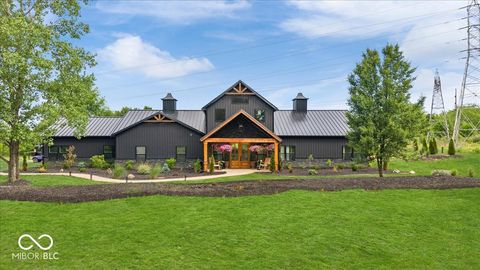 Photo of 22 Forest Bay Lane, Cicero, IN 46034 (MLS # 22103741)