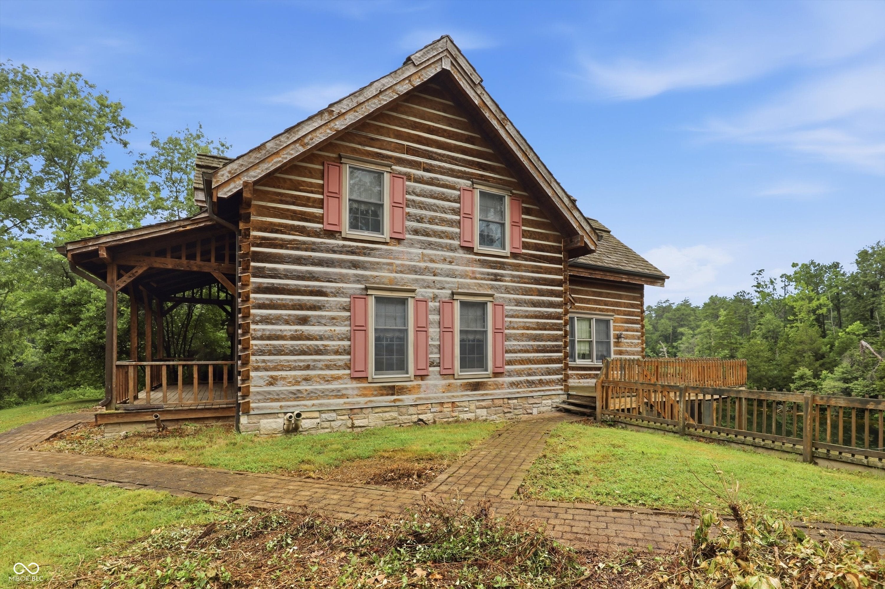 1577 E State Road 42